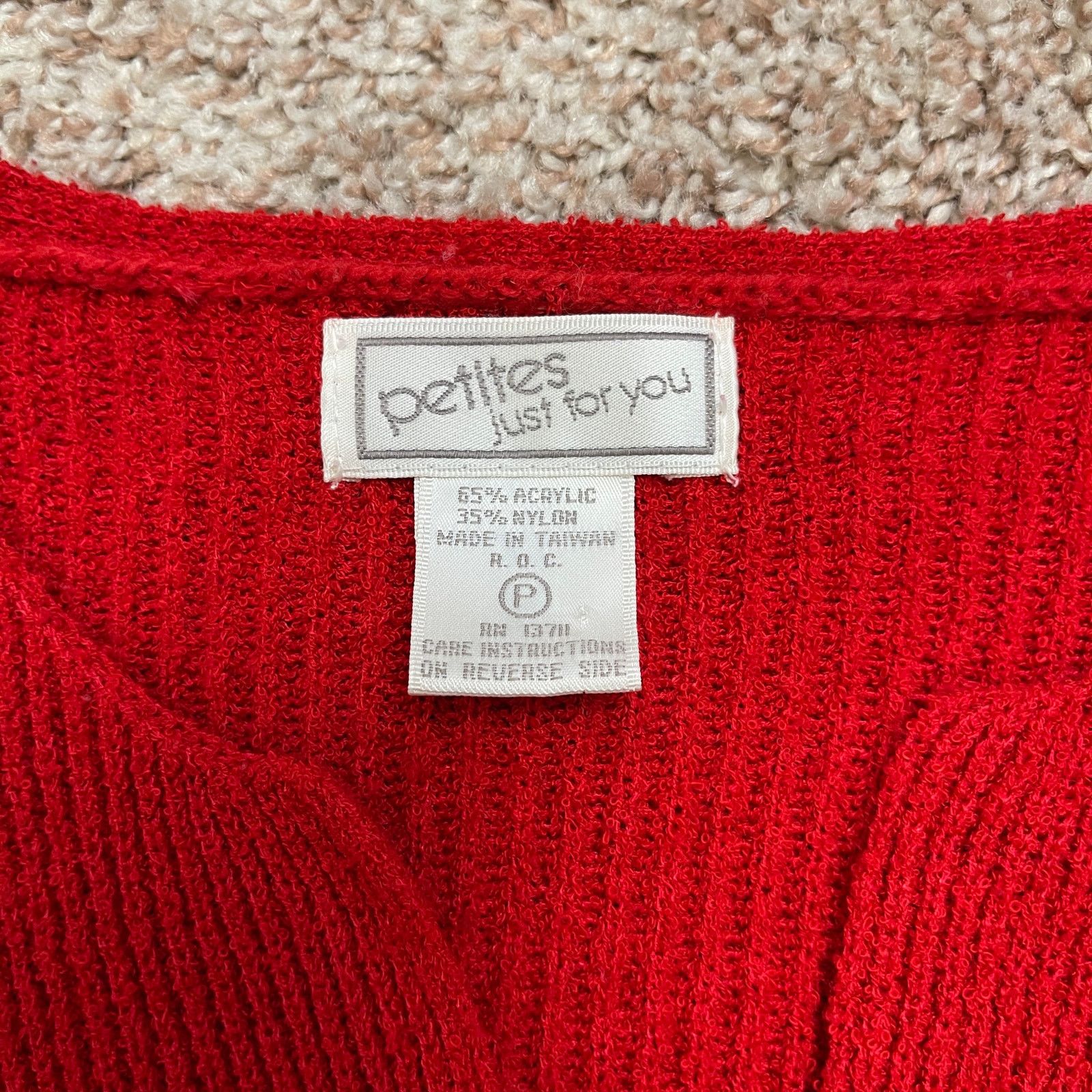 Vintage VTG 90’s Petites Just For You Red Cardigan Cozy Knit Sweater Size S / US 4 / IT 40 - 21 Thumbnail
