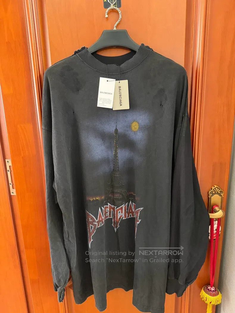 Balenciaga Balenciaga Bitcoin Eiffel Tower Two-Sided Long Sleeve Size US XL / EU 56 / 4 - 1 Thumbnail