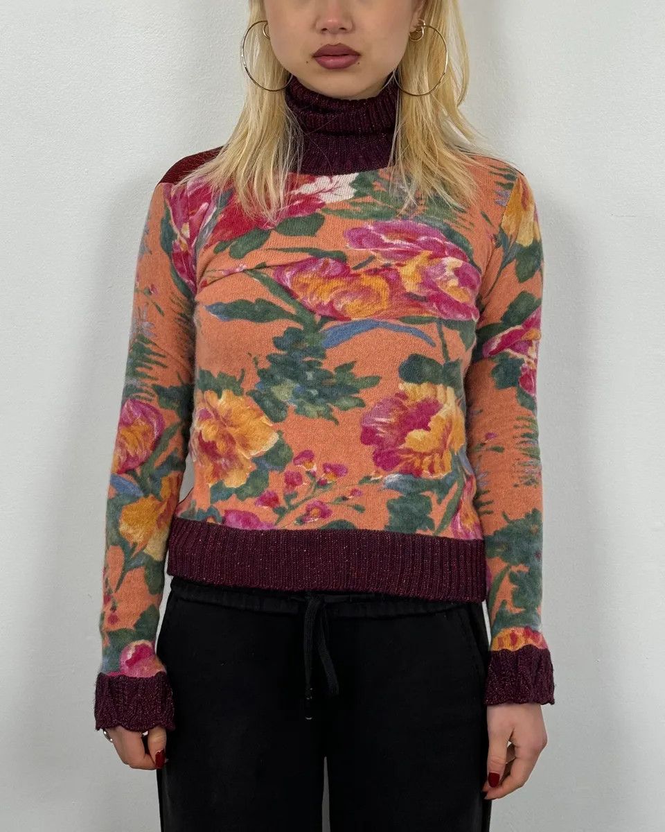 Dolce & Gabbana 1990s Dolce & Gabbana Floral Turtleneck Size S / US 4 / IT 40 - 2 Thumbnail