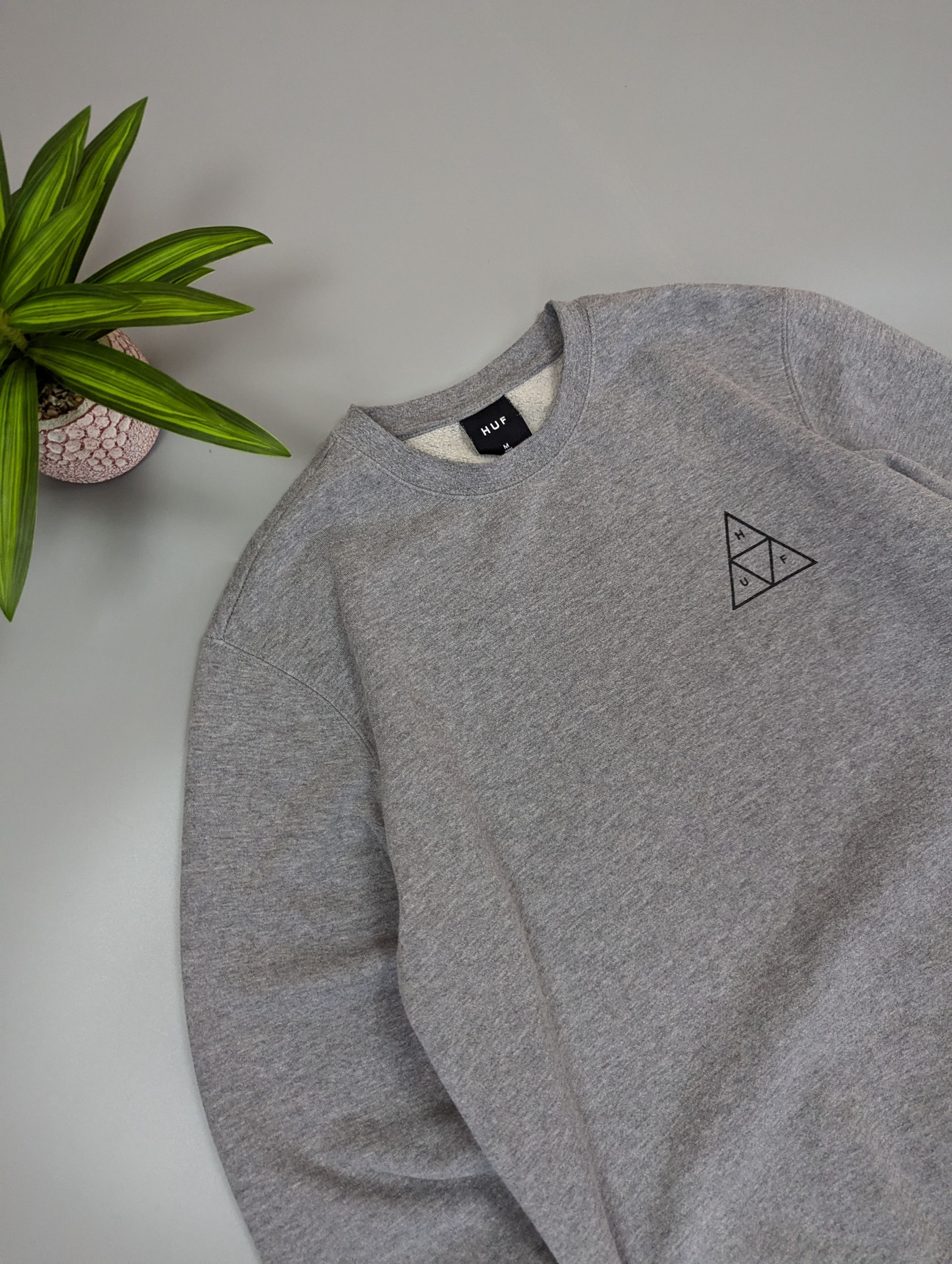 Huf HUF Essentials Triple Triangle Crewneck Sweatshirt Gray Sz S Size US M / EU 48-50 / 2 - 15 Thumbnail