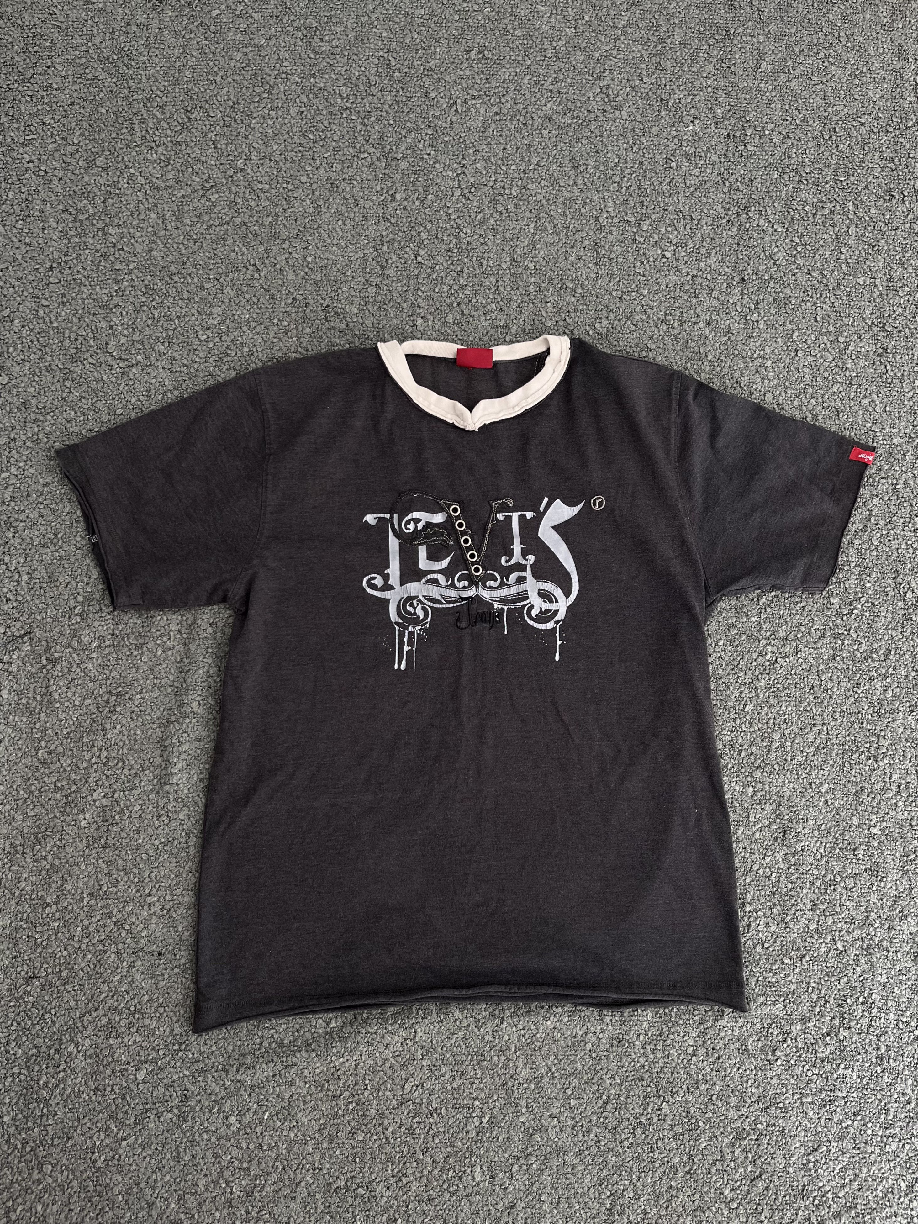 Levi's Vintage Clothing Vintage Y2K Levi’s Red Tab Black Ringer Graphic Tee Size US L / EU 52-54 / 3 - 1 Thumbnail