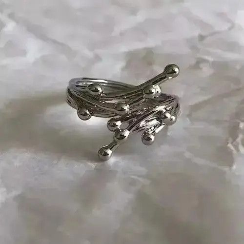 Jewelry × Ring Of Fire Abstract Ring Tentacle Silver Modern Punk Art Psychedelic Size ONE SIZE - 4 Thumbnail