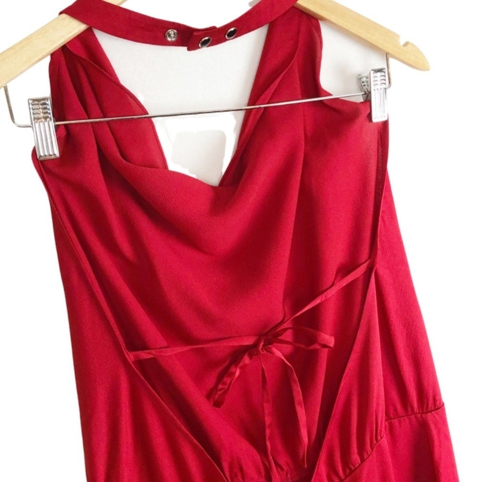 Kendall And Kylie New with Tag Women’s Kendall & Kylie Red Halter Playsuit Size 28" / US 6 / IT 42 - 11 Thumbnail