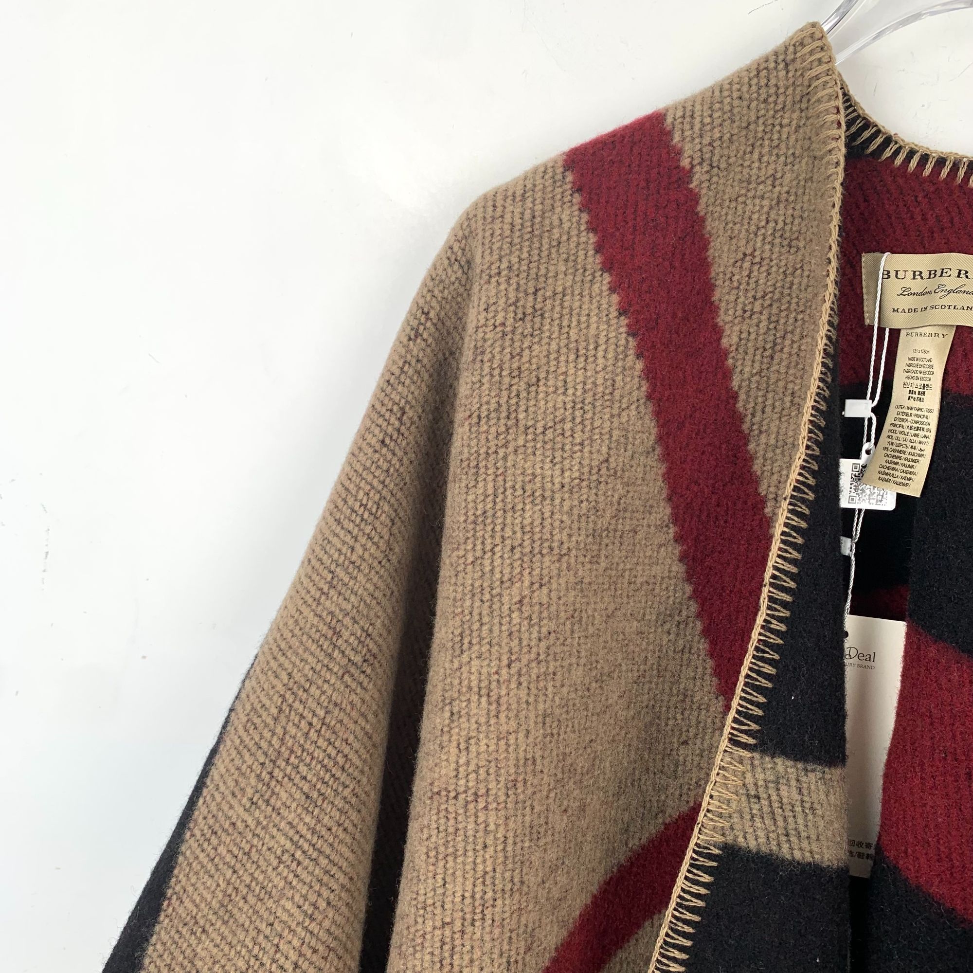 Burberry Burberry London England Made In Scotland Wool & Cashmere Ble Size ONE SIZE - 2 Thumbnail