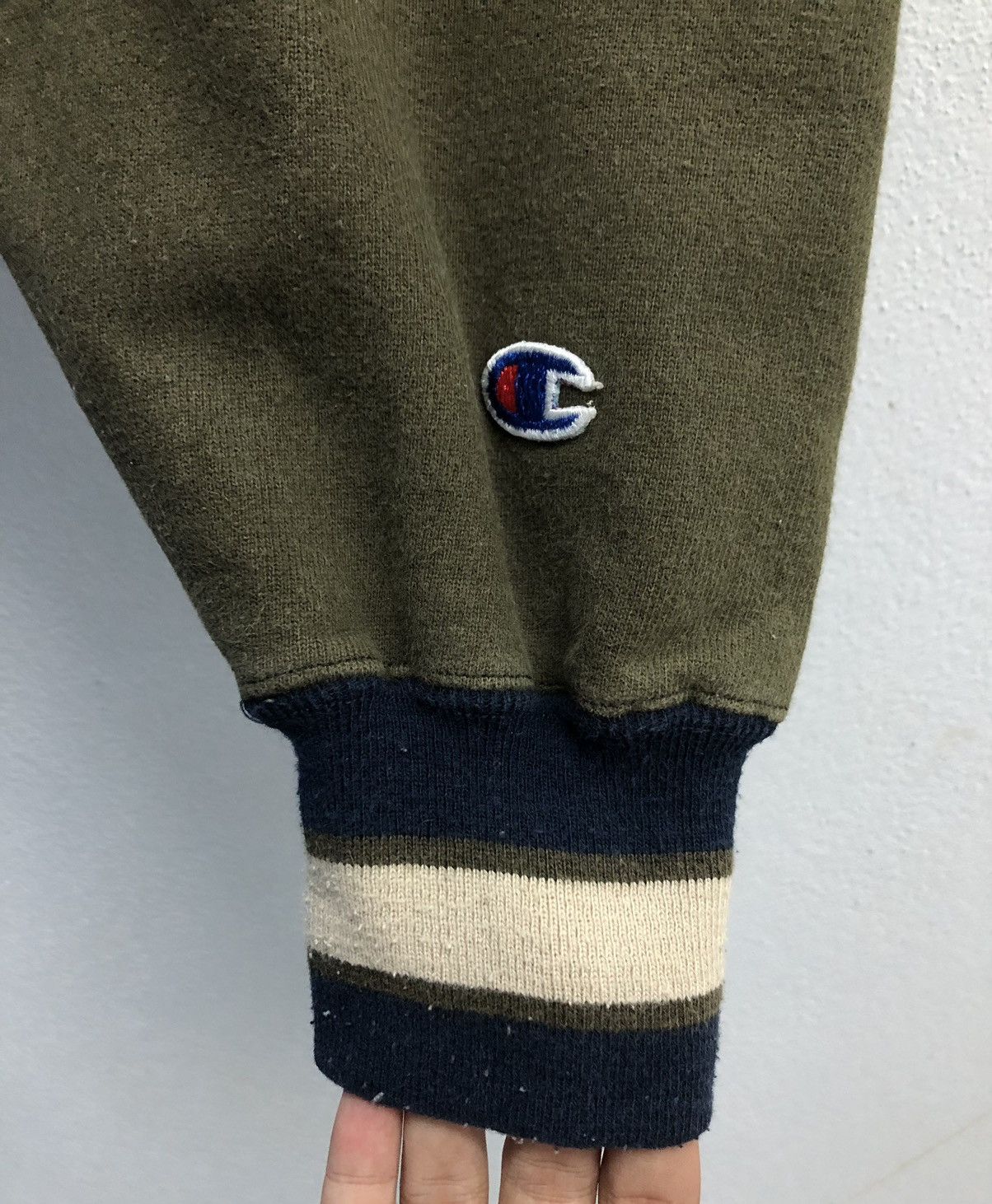 Champion Vintage Champion Reverse Weave Sweatshirt (Olive Green) Size US L / EU 52-54 / 3 - 6 Thumbnail