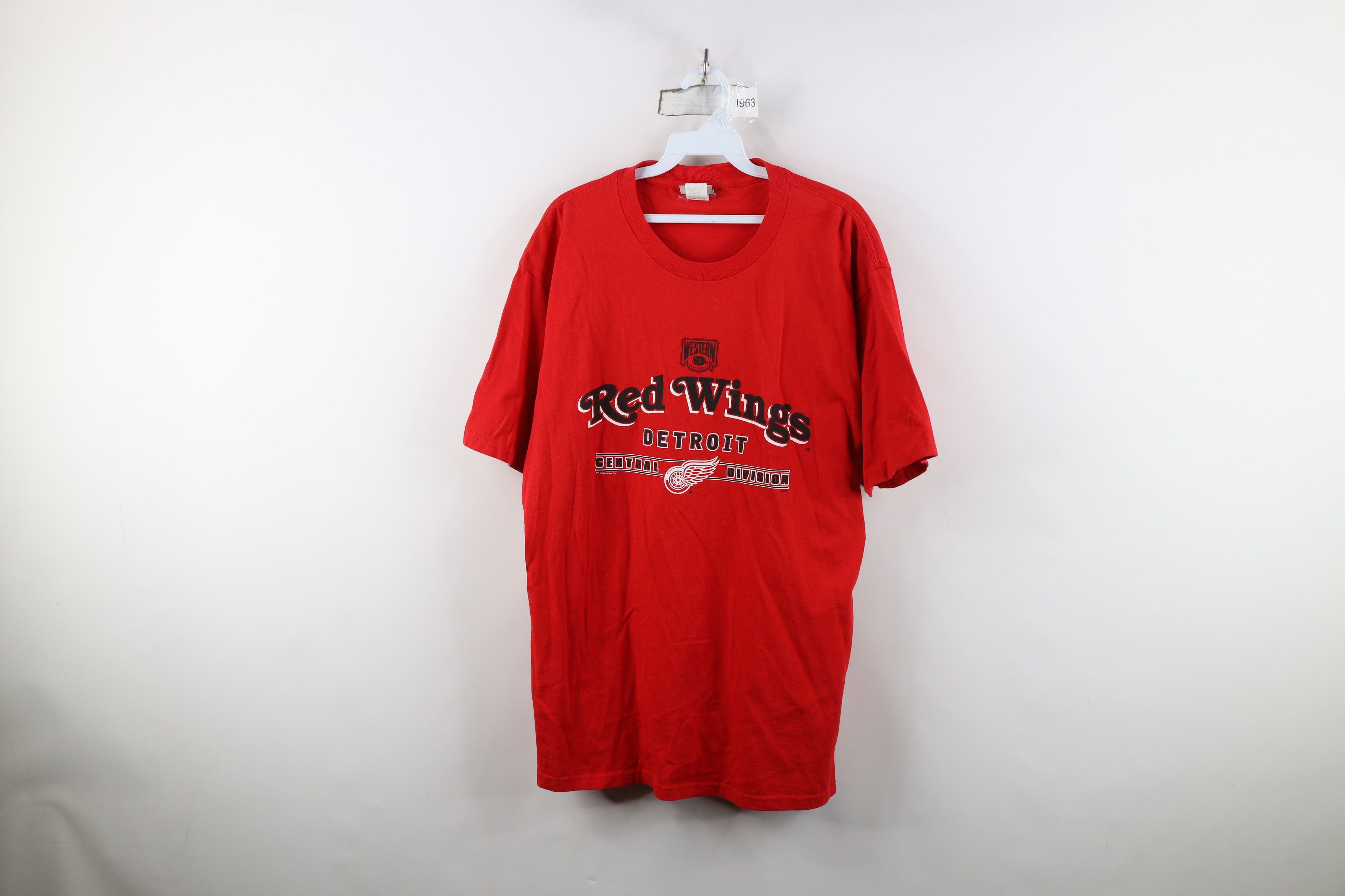 Vintage Vintage Y2K 2003 Spell Detroit Red Wings Hockey T-Shirt Red Size US L / EU 52-54 / 3 - 1 Thumbnail