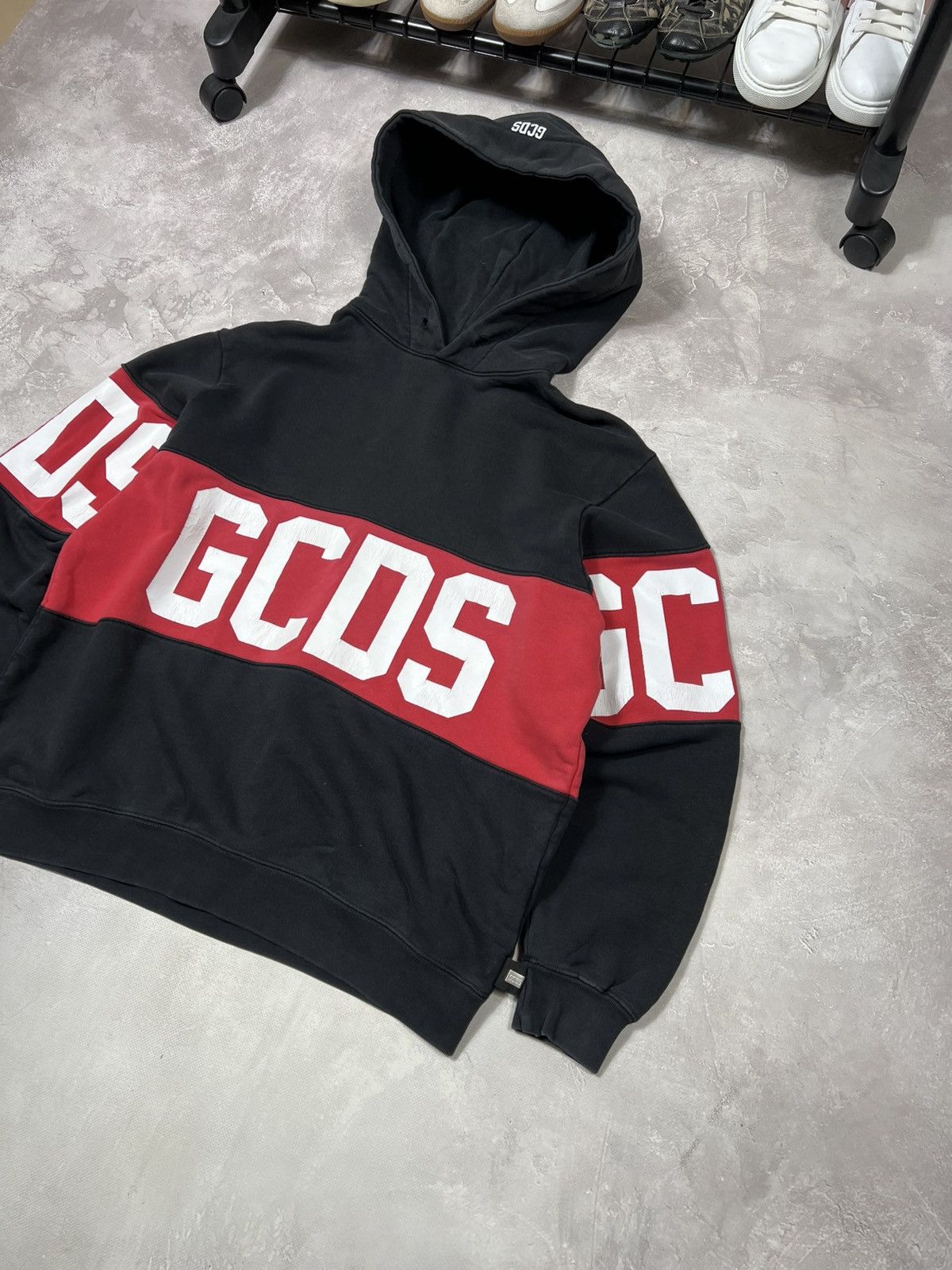GCDS Vintage GCDS Distressed Baggy Hoodie Size US M / EU 48-50 / 2 - 3 Thumbnail