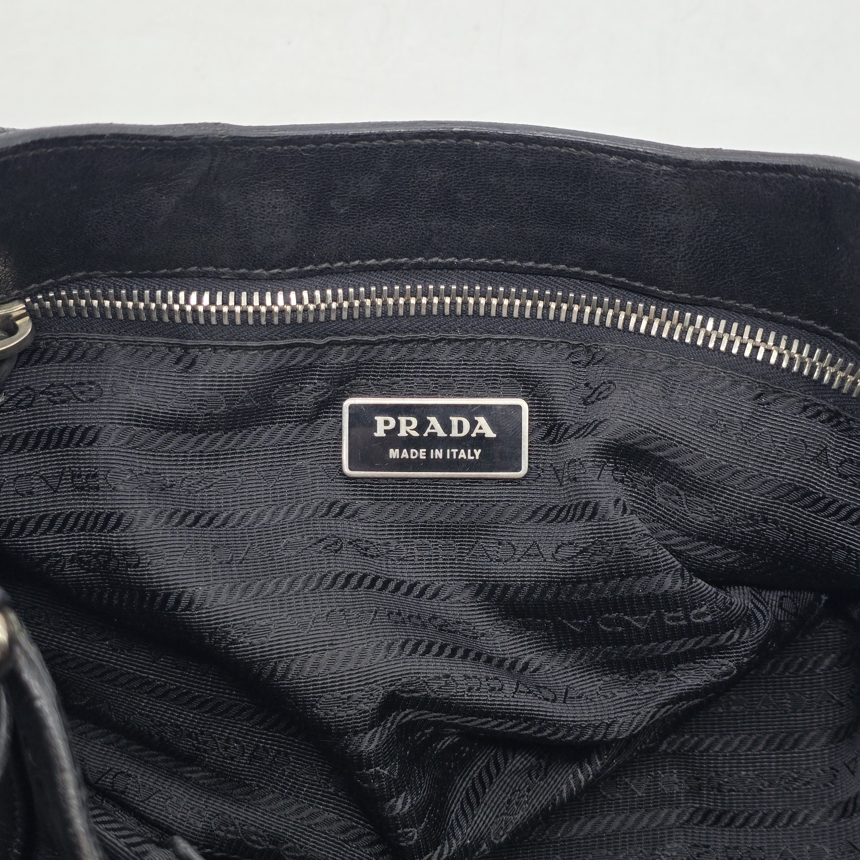 Prada Prada - Vitello Moon Shoulder Bag Size ONE SIZE - 10 Thumbnail