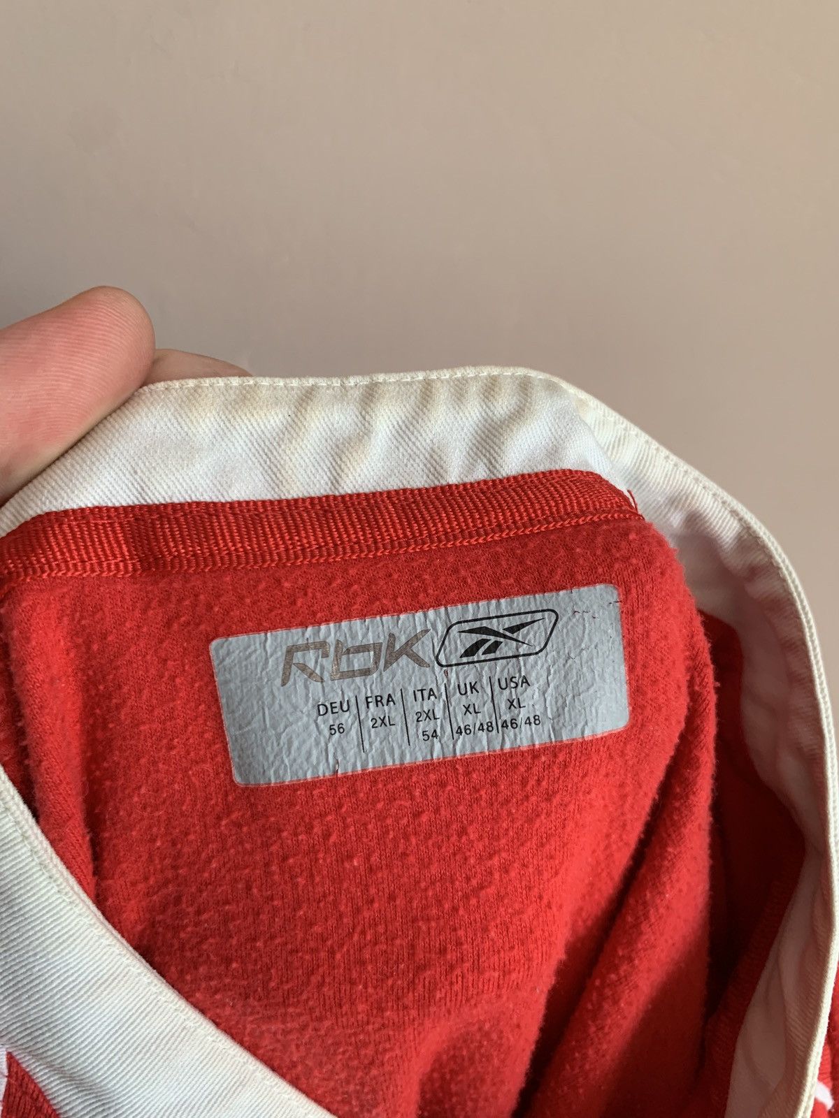 Reebok Wales 2005 Home Rugby Union Shirt Reebok Retro Jersey Sz XL Size US XL / EU 56 / 4 - 15 Thumbnail