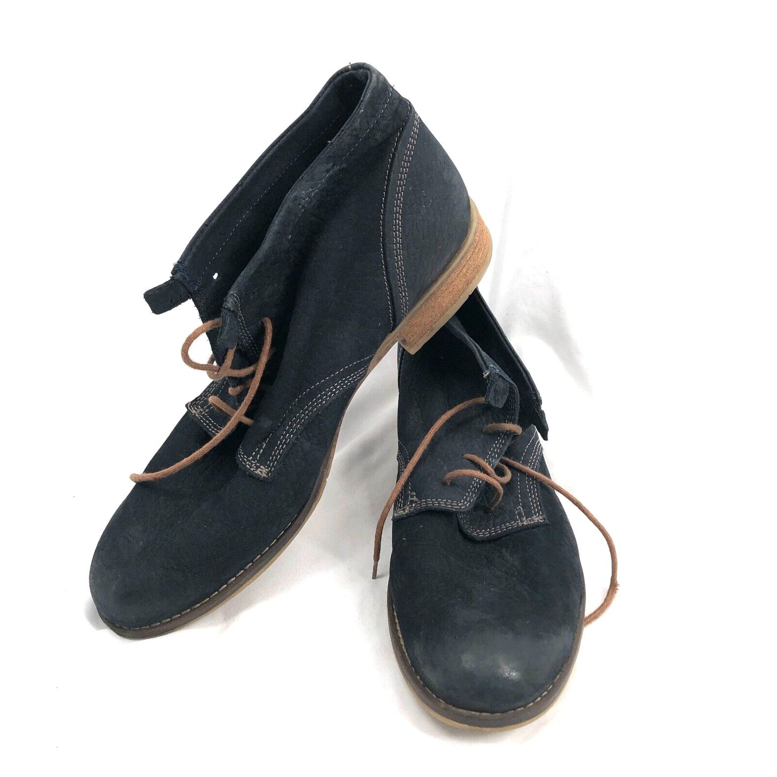 image of Josef Seibel Round Toe Dress Shoes Chukka Boot Blue Buttery Leather Classic 41 in White (Size 10)