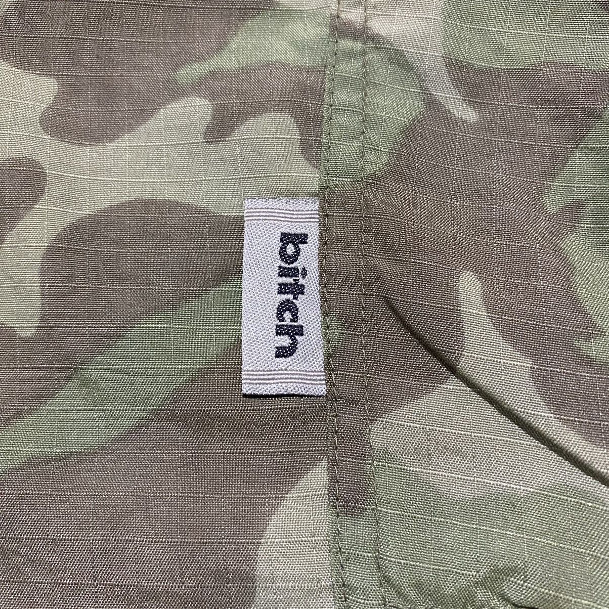 Hook-Ups Vintage Bitch Skateboards Camo Cargo Shorts Size US 34 / EU 50 - 4 Thumbnail