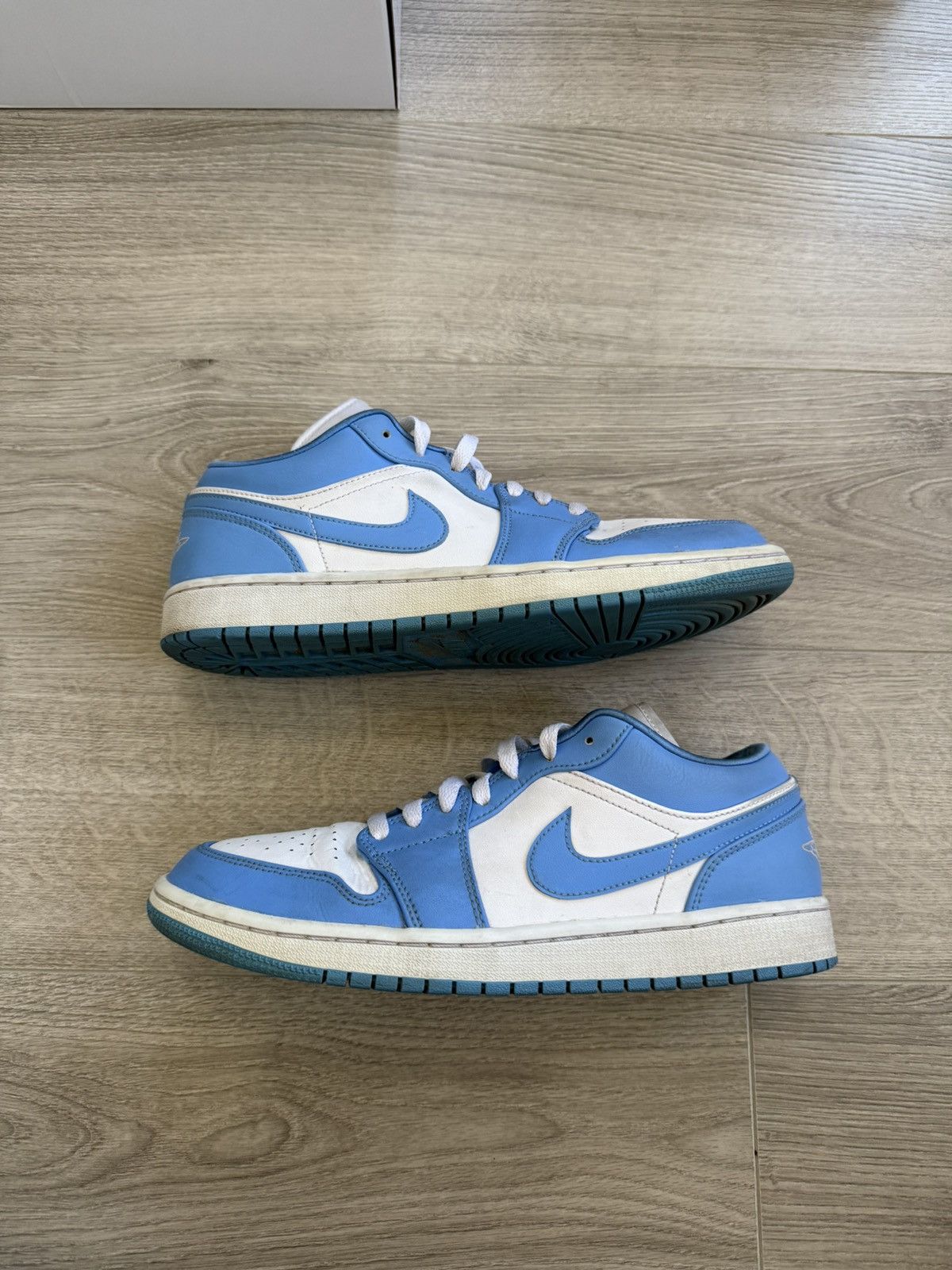 Jordan Brand Air Jordan 1 low Size US 9.5 / EU 42-43 - 1 Thumbnail