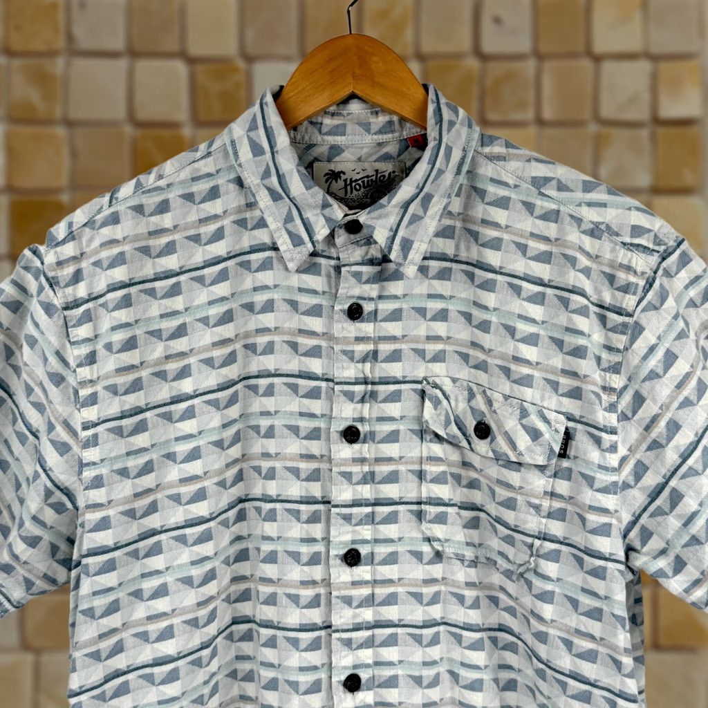 Howler Brothers Howler Brothers Shirt Mens M Preppy 100% Cotton Button Up Short Sleeve Blue Geometric Pattern Regular Fit 46 Chest Adult Men Size US M / EU 48-50 / 2 - 1 Thumbnail