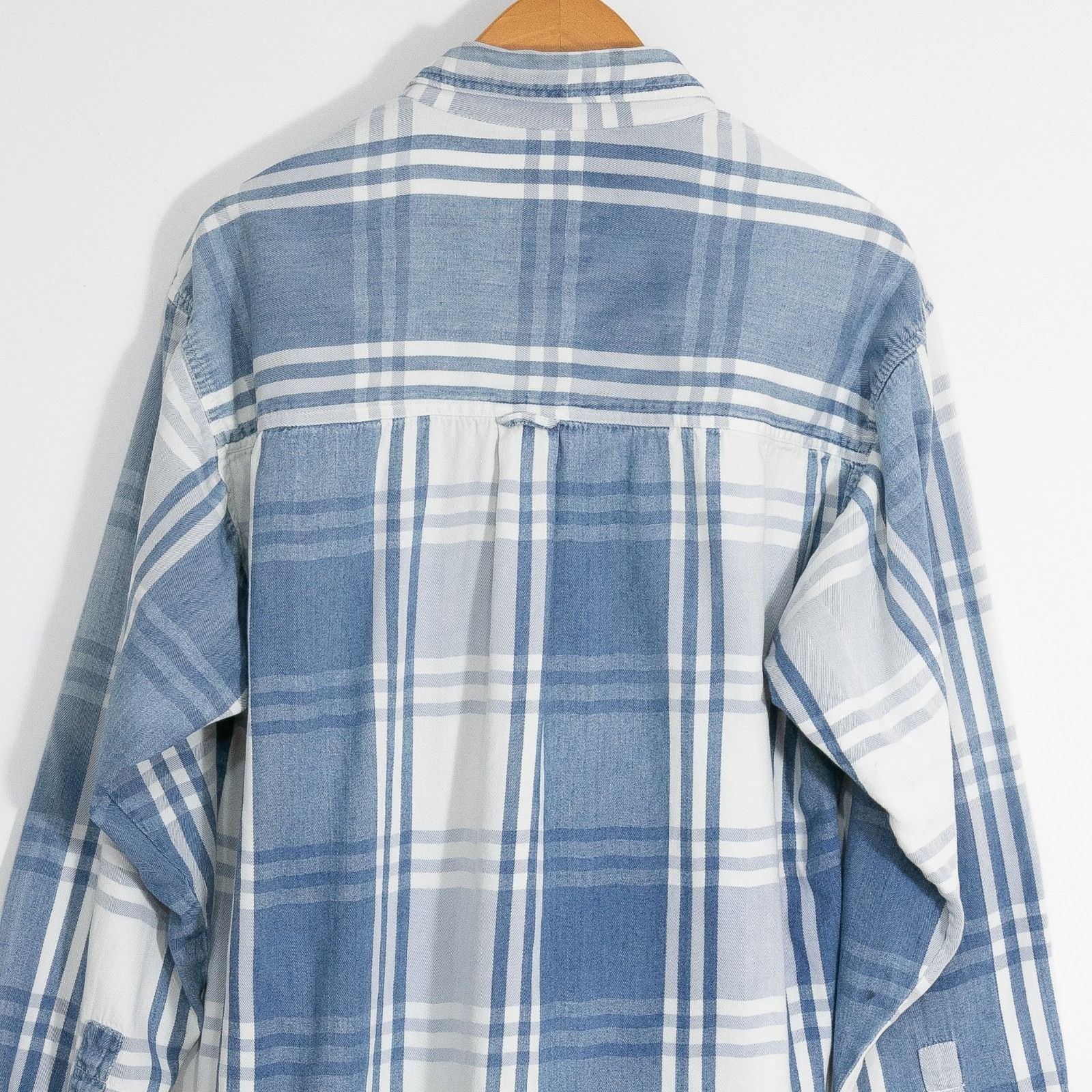 Vintage Vintage 90s Coliseum Blues Denim Shirt Mens XL Square Plaid Size US L / EU 52-54 / 3 - 11 Thumbnail