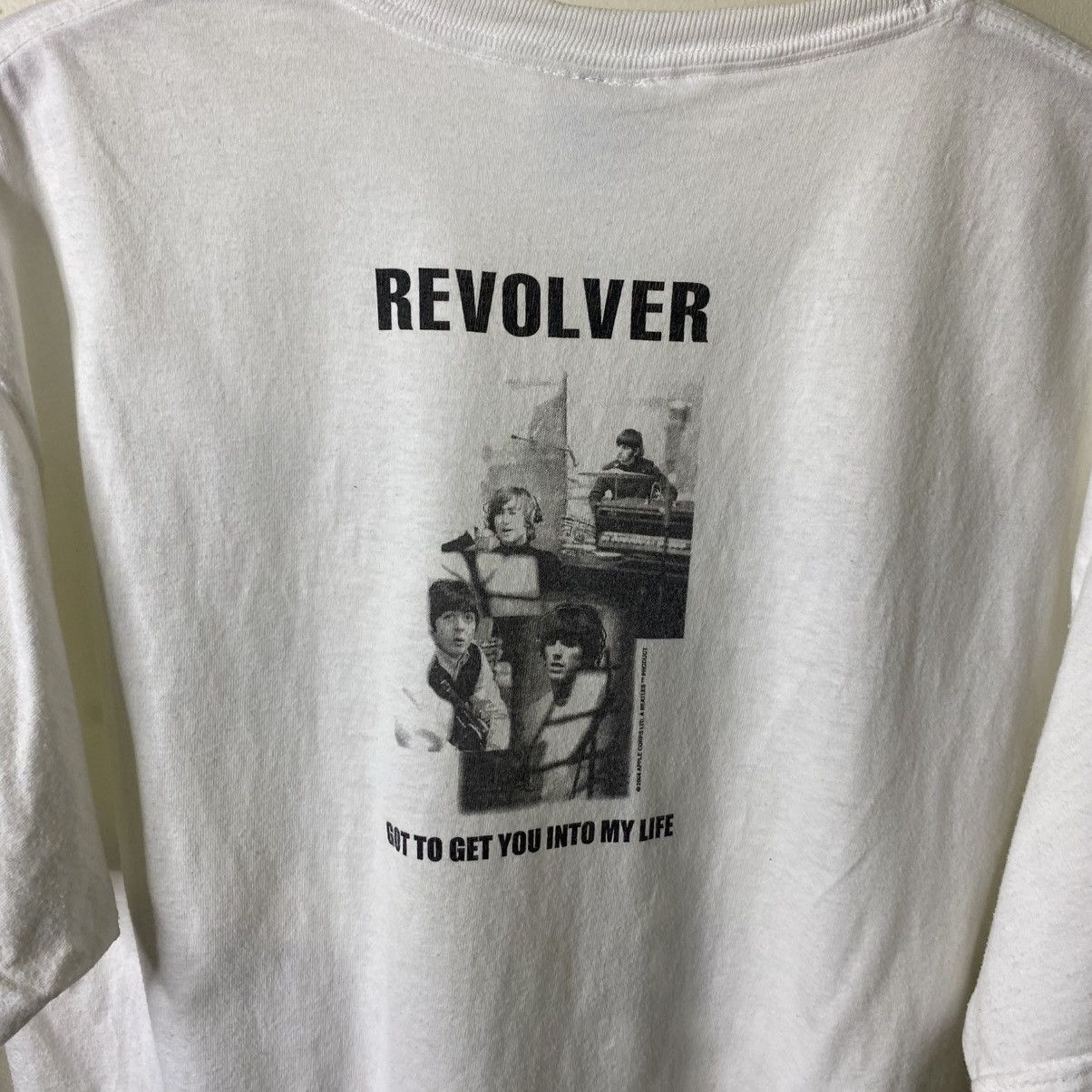 Band Tees 2005 The Beatles Revolver Cover Album Reissue Promo T Shirt Size US L / EU 52-54 / 3 - 6 Thumbnail