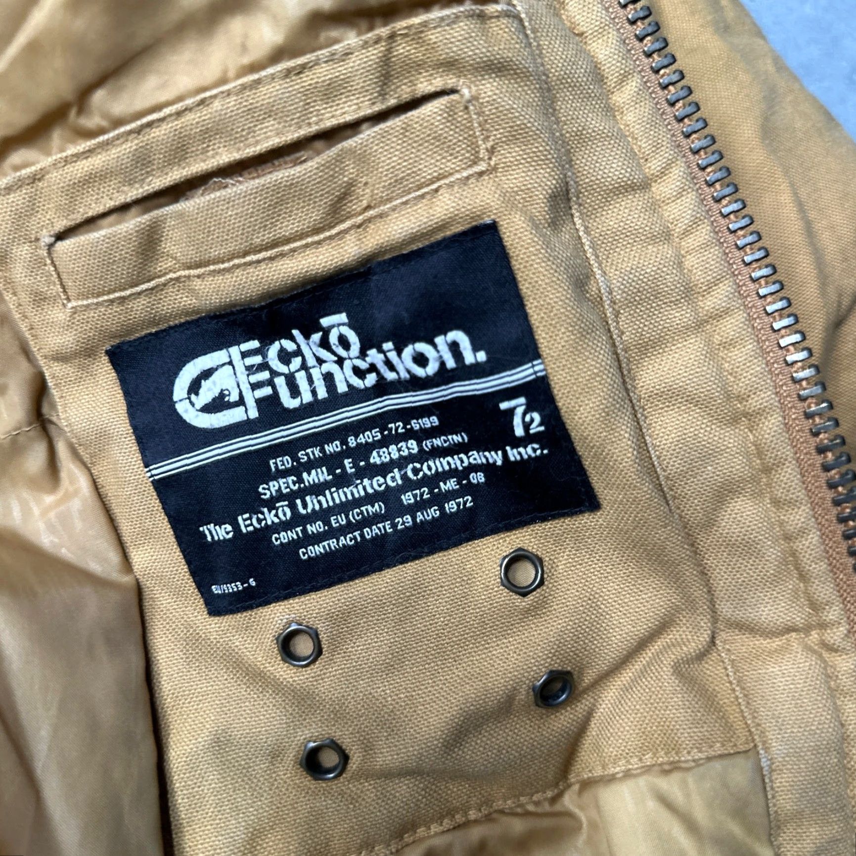 Vintage VINTAGE Ecko Function Real Fur Trim Hood Puffer Duck Canvas Jacket Men XXL Brown Pockets Size US XXL / EU 58 / 5 - 7 Thumbnail