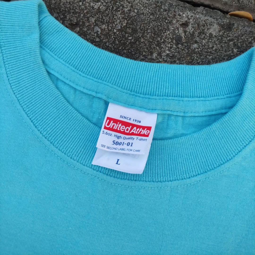 Band Tees CHiCO With Honeywork Tour 2018 Tee Size US L / EU 52-54 / 3 - 4 Thumbnail