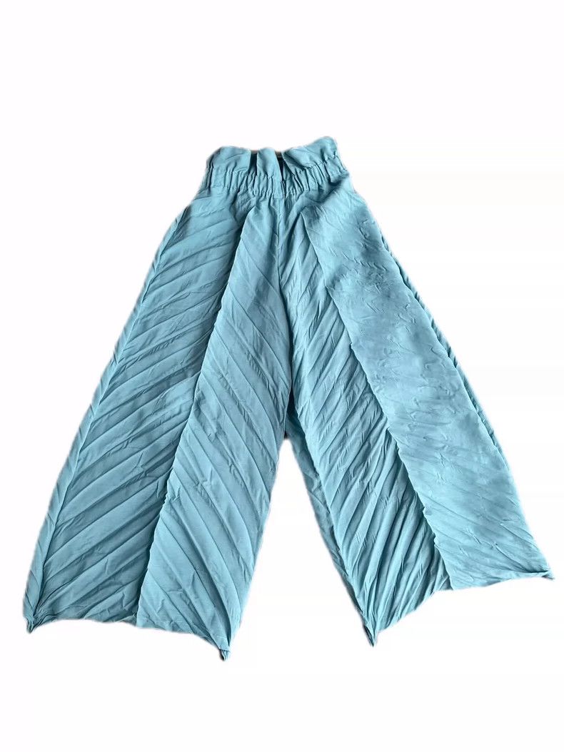 Issey Miyake Issey Miyake size:2 Light blue mainline wide-leg pants Size 31" - 1 Thumbnail