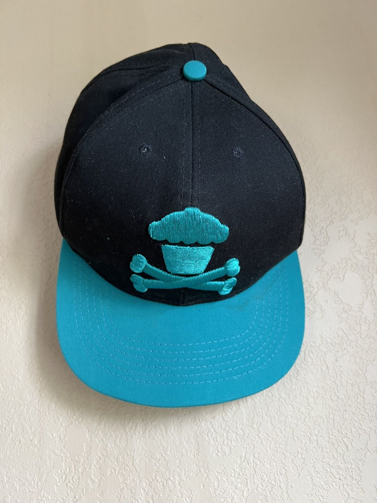 Johnny Cupcakes Johnny Cupcakes Snapback Cap - Black and Teal Size ONE SIZE - 1 Thumbnail