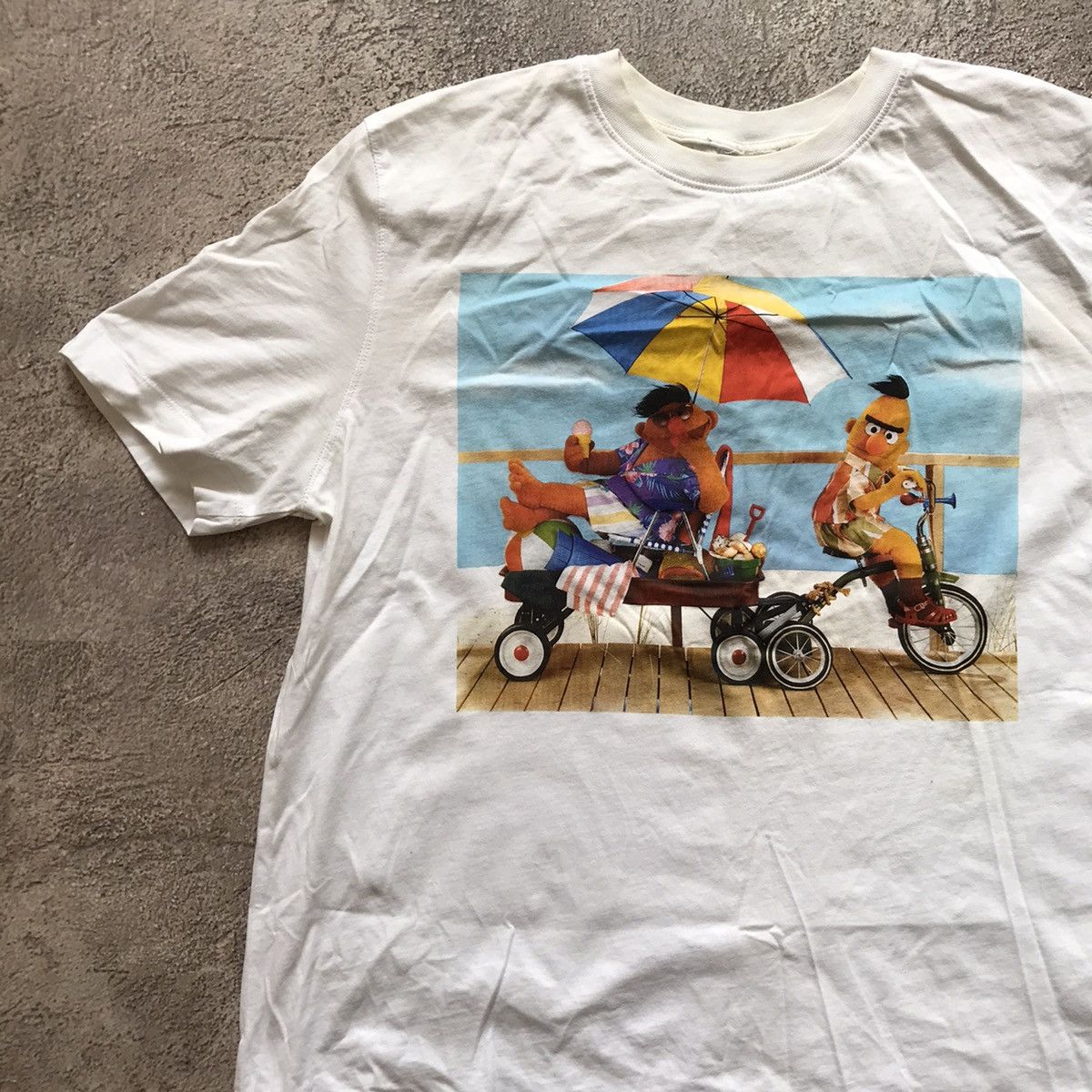 Vintage Vintage Y2K Graphic Tee Sun Faded Beach Vacation Streetwear Size US S / EU 44-46 / 1 - 2 Thumbnail