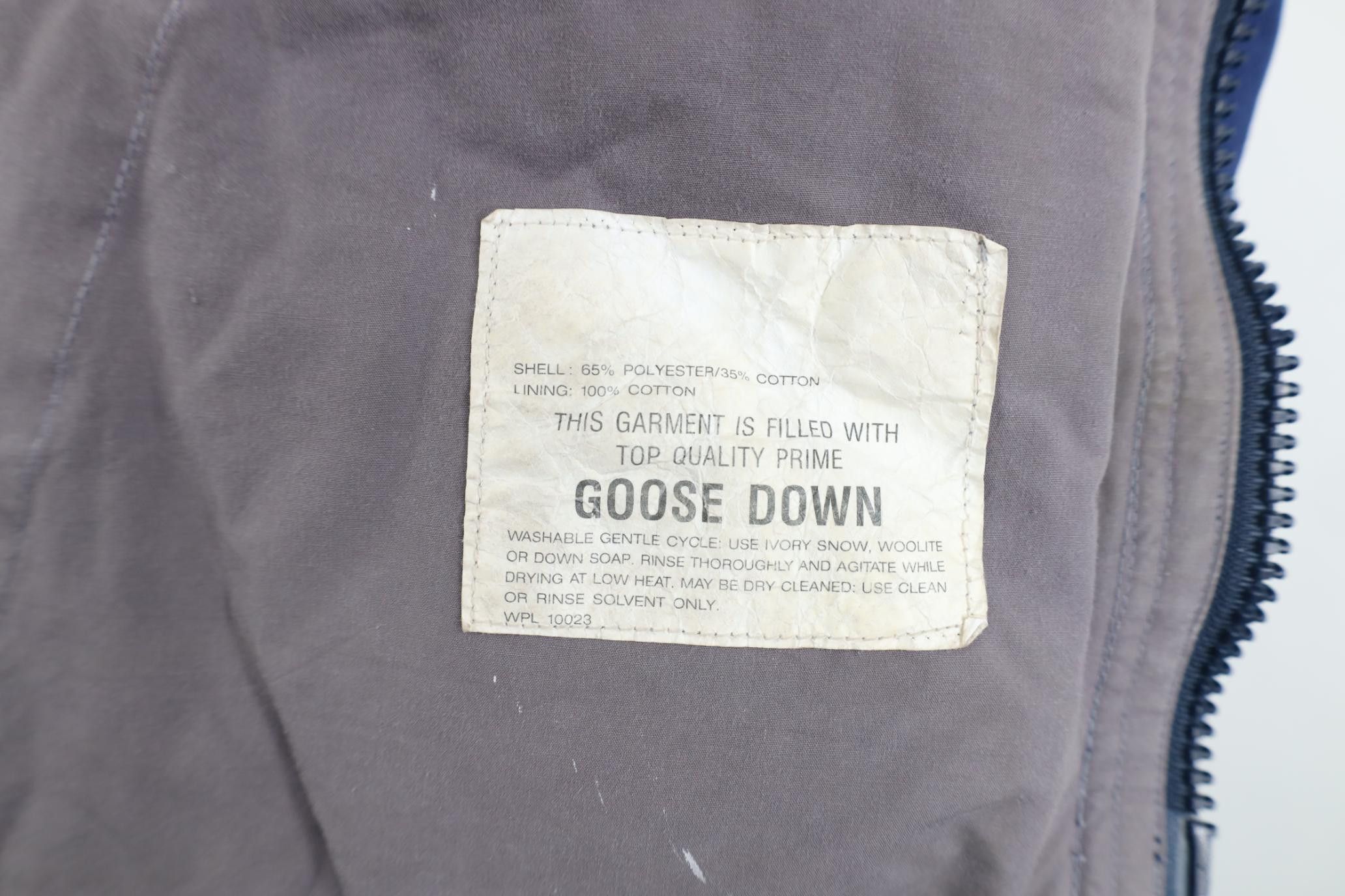 Vintage Vintage 90s Streetwear Goose Down Fill Puffer Vest Jacket Size US L / EU 52-54 / 3 - 12 Thumbnail