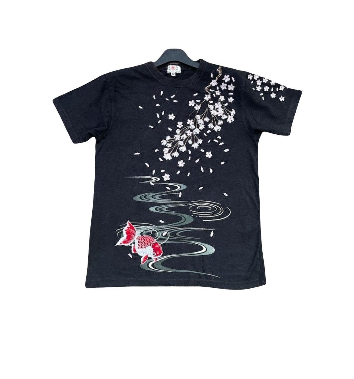 Japanese Brand Japanesse Traditional Gold Fish Emboiderey Tshirt Size US M / EU 48-50 / 2 - 1 Thumbnail