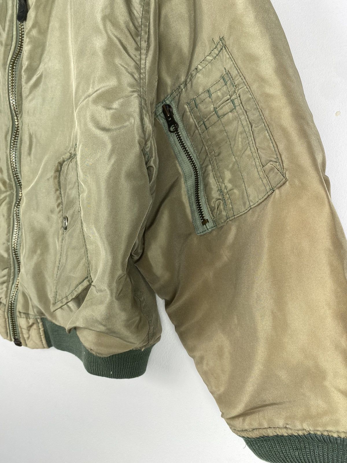 Avirex Vintage 90’s Avirex bomber Jacket Reversible Size US M / EU 48-50 / 2 - 3 Thumbnail