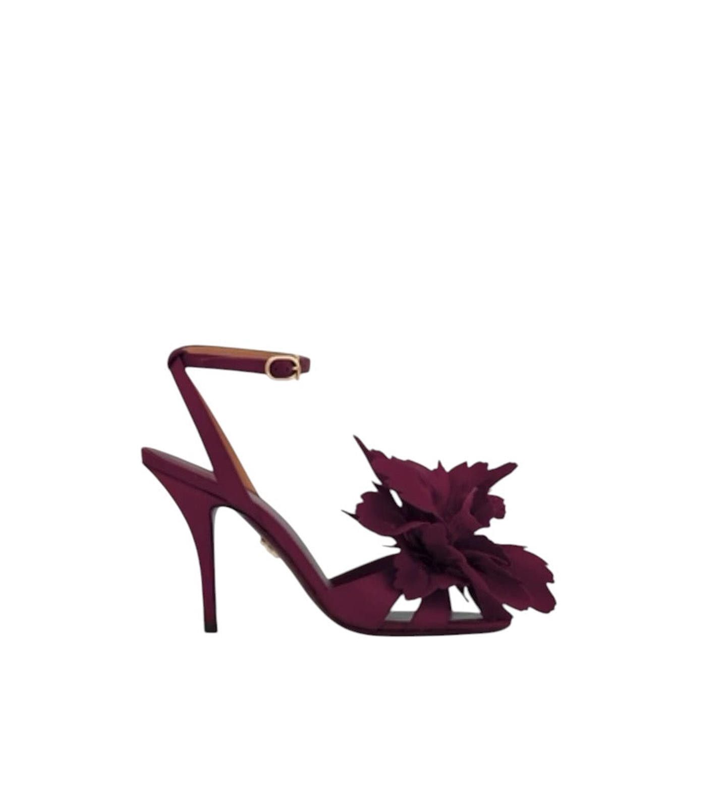 Salvatore Ferragamo Ferragamo Flower Embellished Sandal Size US 7.5 / IT 37.5 - 1 Thumbnail