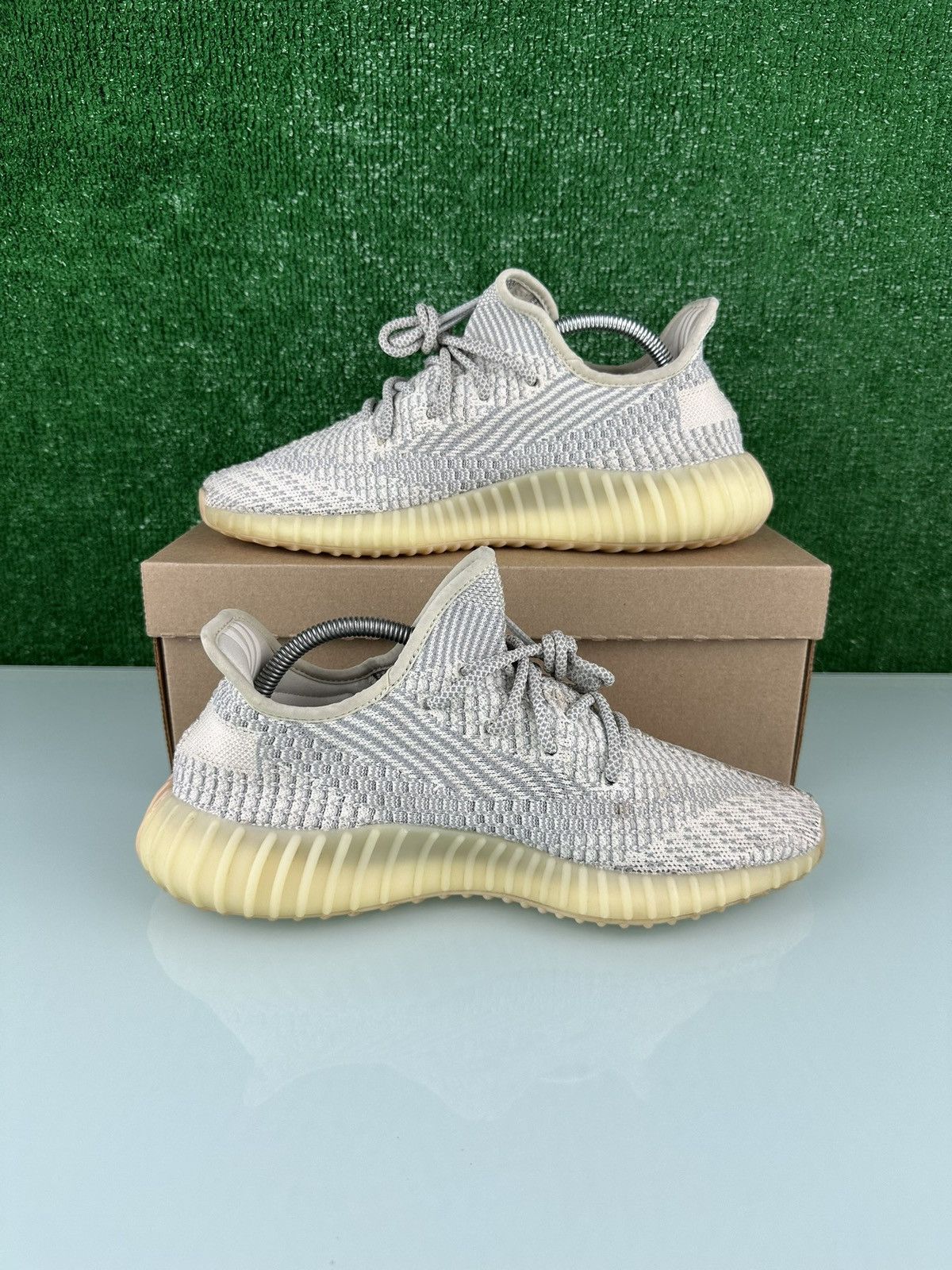 Yeezy Yeezy Boost 350 V2 Lundmark Non-Reflective Size 9 Size US 9 / EU 42 - 3 Thumbnail