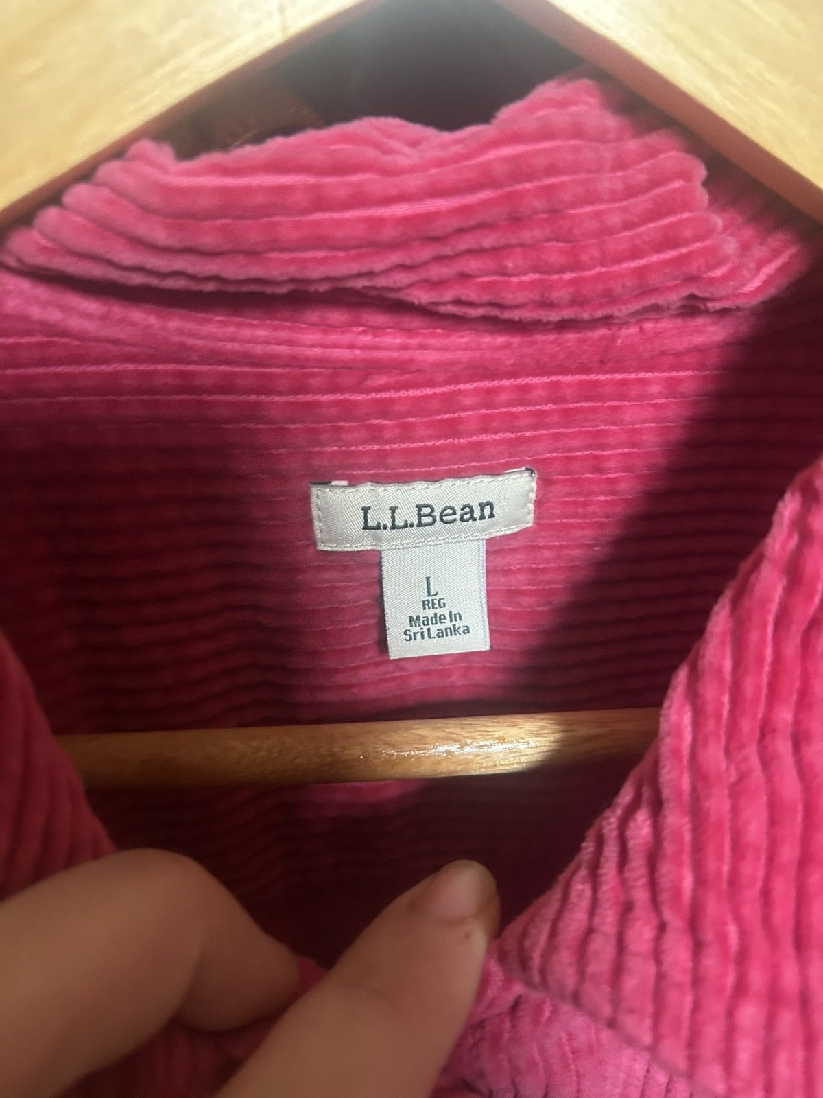 L.L. Bean L.L. Bean Pink Corduroy Button Up Size US M / EU 48-50 / 2 - 2 Thumbnail