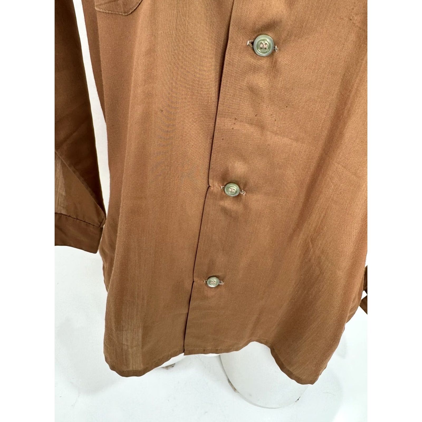 Arrow ARROW Shiny Monarch 14 / 14.5 Dectron LOOP COLLAR VTG. SHIRT Mens Long Sleeve Button-Up Collared Brown 14.5 XS? Size US M / EU 48-50 / 2 - 2 Thumbnail
