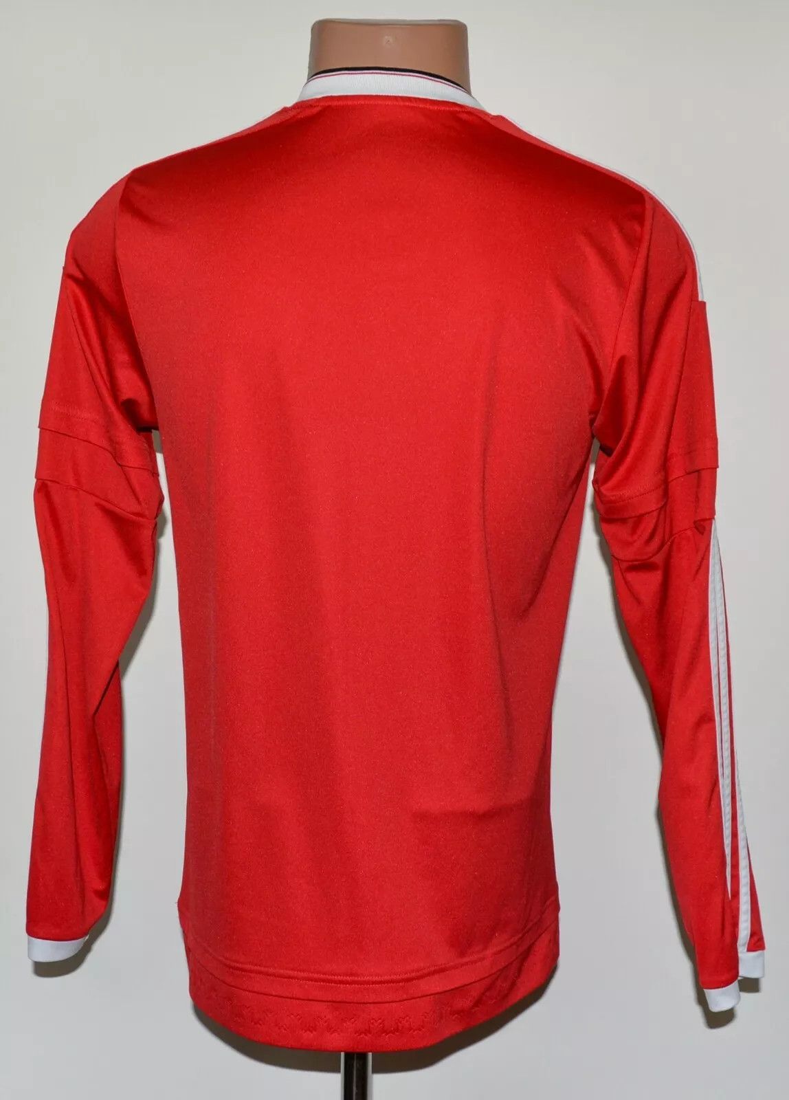 Adidas MANCHESTER UNITED 2015/2016 SHIRT JERSEY ADIDAS SIZE S Size US S / EU 44-46 / 1 - 2 Thumbnail