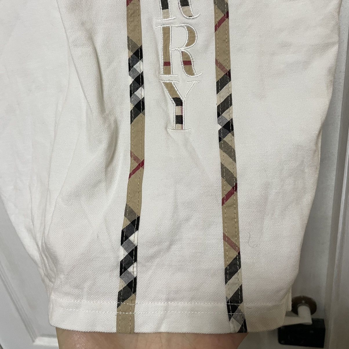 Band Tees Nova check BURBERRY Polo Tee Shirt old money big logo Size US M / EU 48-50 / 2 - 6 Thumbnail
