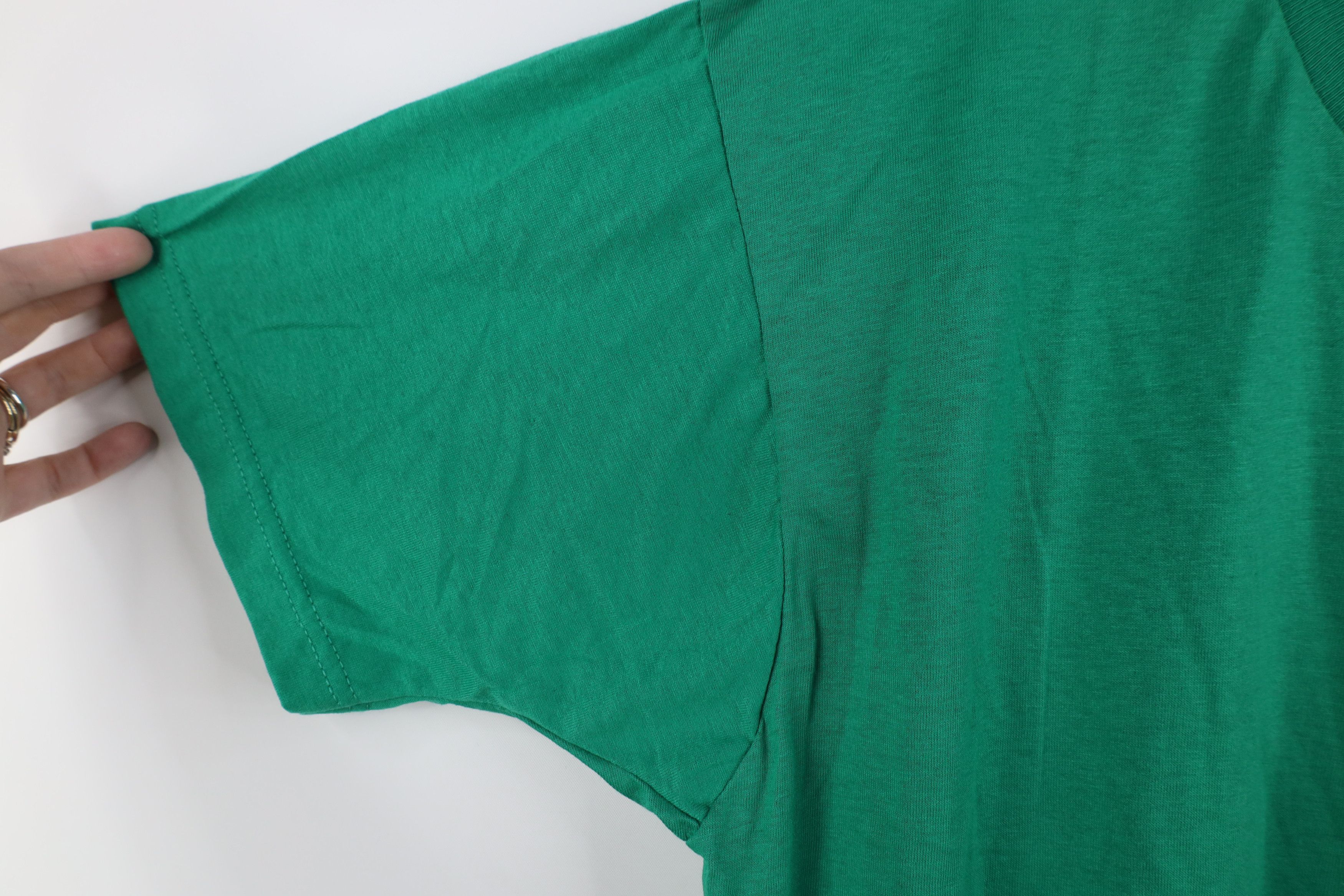Vintage Vintage 90s Streetwear Short Sleeve Pocket T-Shirt Kelly Size US L / EU 52-54 / 3 - 5 Thumbnail