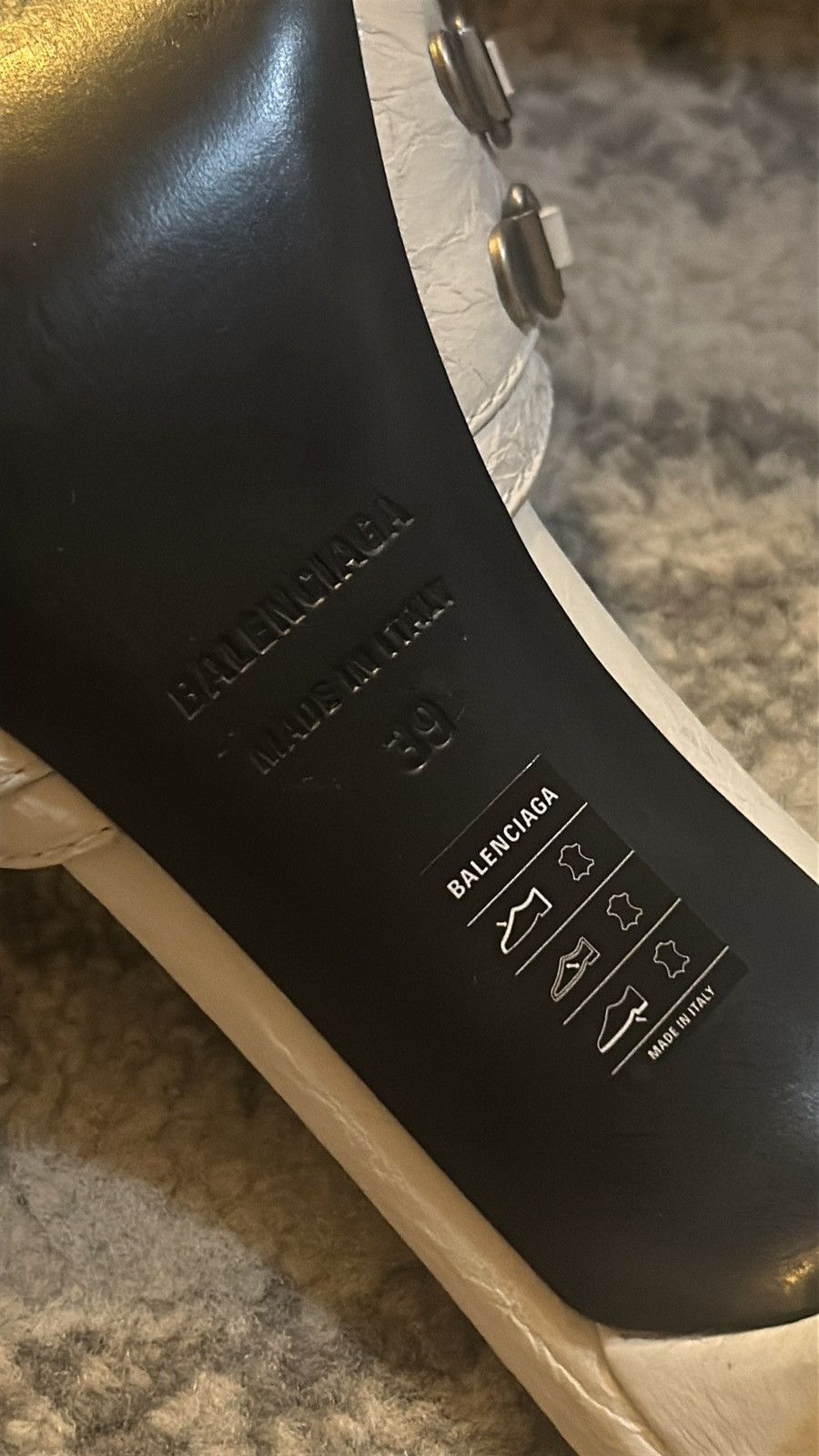 Balenciaga Balenciaga Cagoles Slide Sandal M70 Arena Lambskin size 39 Size US 9 / IT 39 - 9 Thumbnail