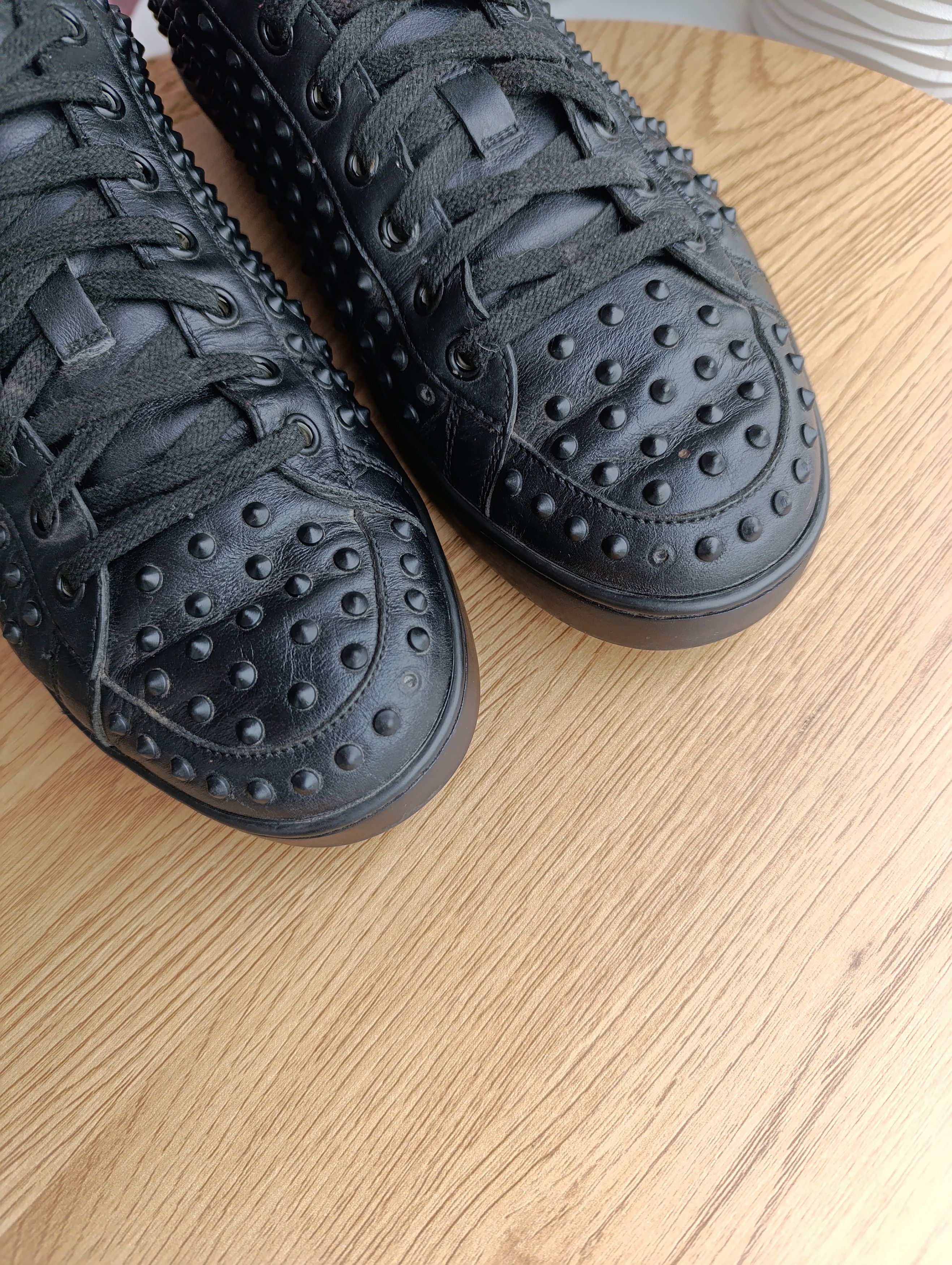 Designer Gucci Black Leather Studded Spikes Sneakers Trainers Shoes Size US 8 / EU 41 - 10 Thumbnail