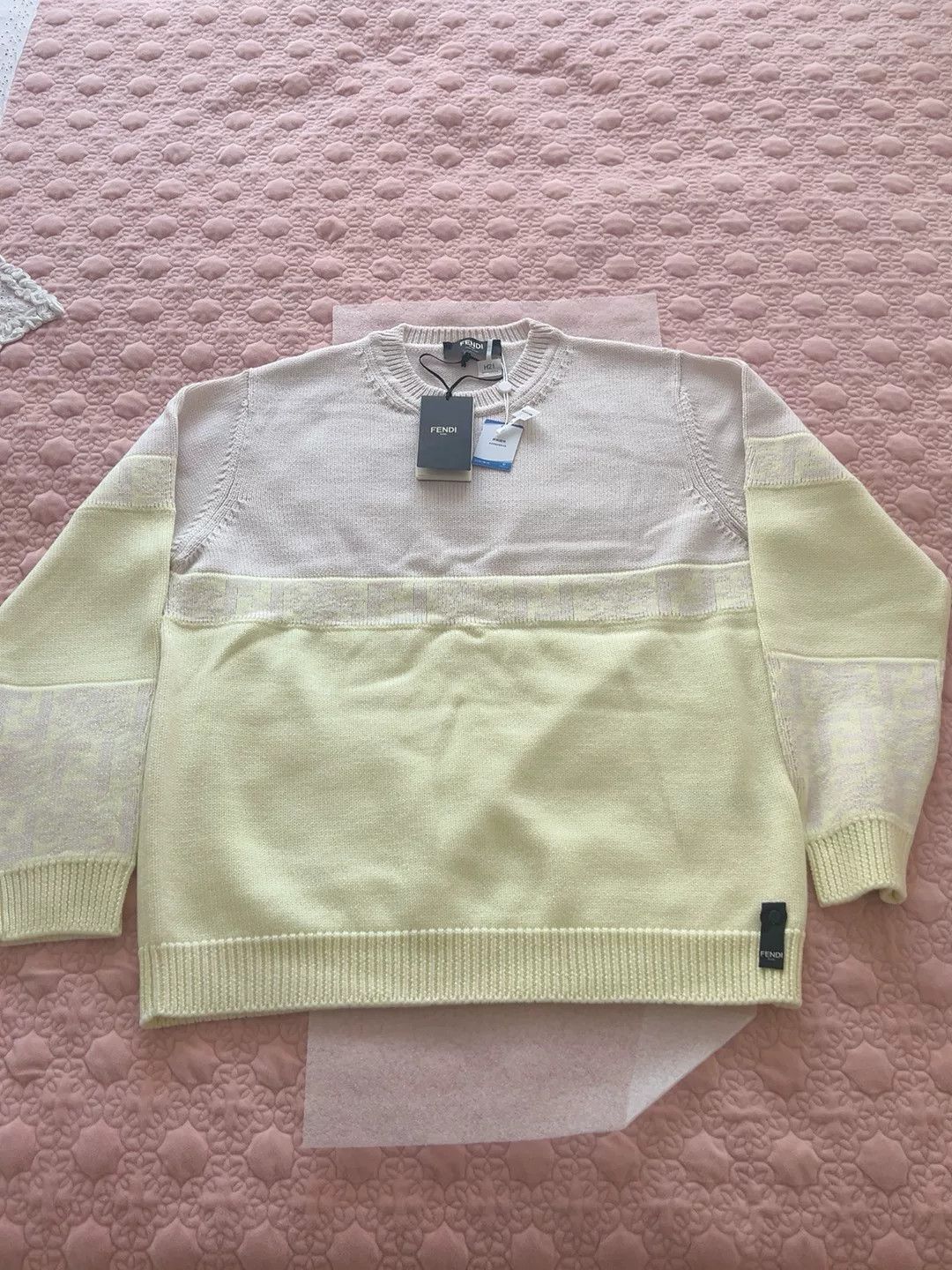 Fendi fendi sweater size 52, brand new Size US L / EU 52-54 / 3 - 1 Thumbnail