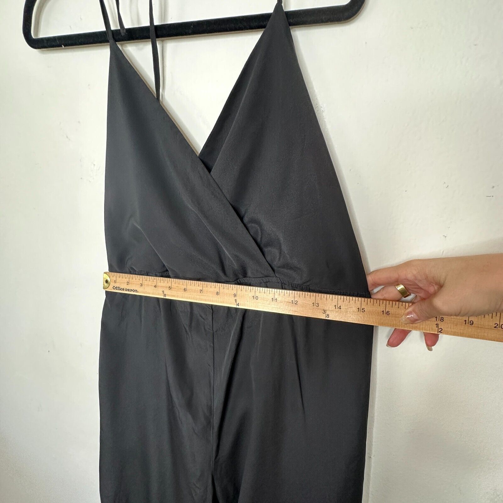 Other Kelly Renee Black Wrap VNeck Halter Top Jumpsuit Romper M Size 30" / US 8 / IT 44 - 8 Thumbnail
