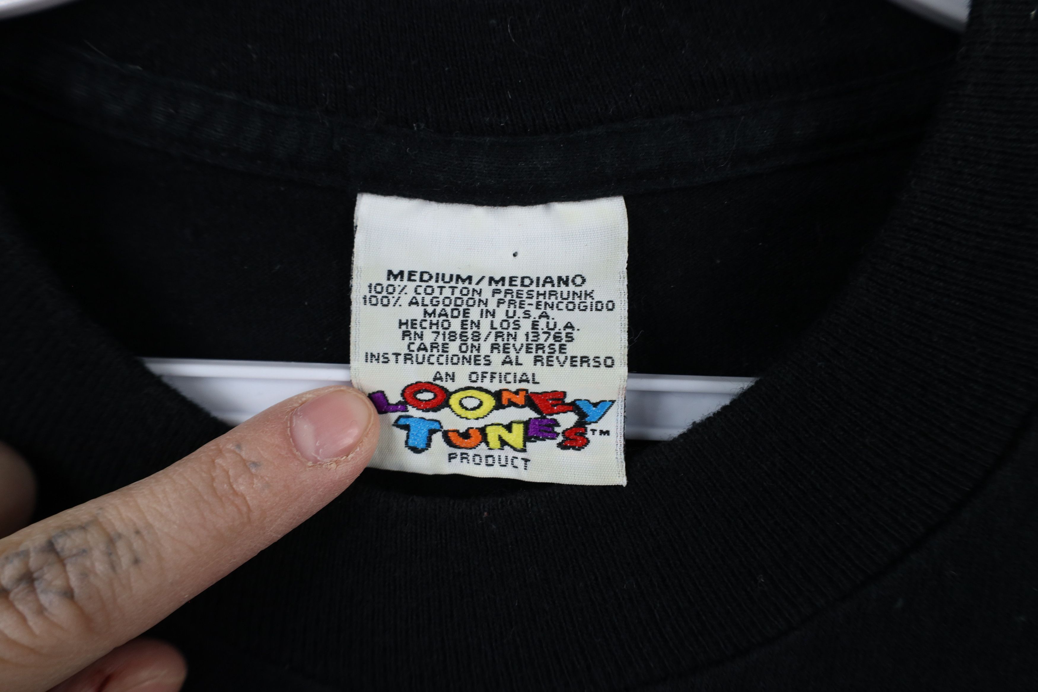 Vintage Vintage 90s Looney Tunes Football Long Sleeve T-Shirt USA Size US M / EU 48-50 / 2 - 9 Thumbnail