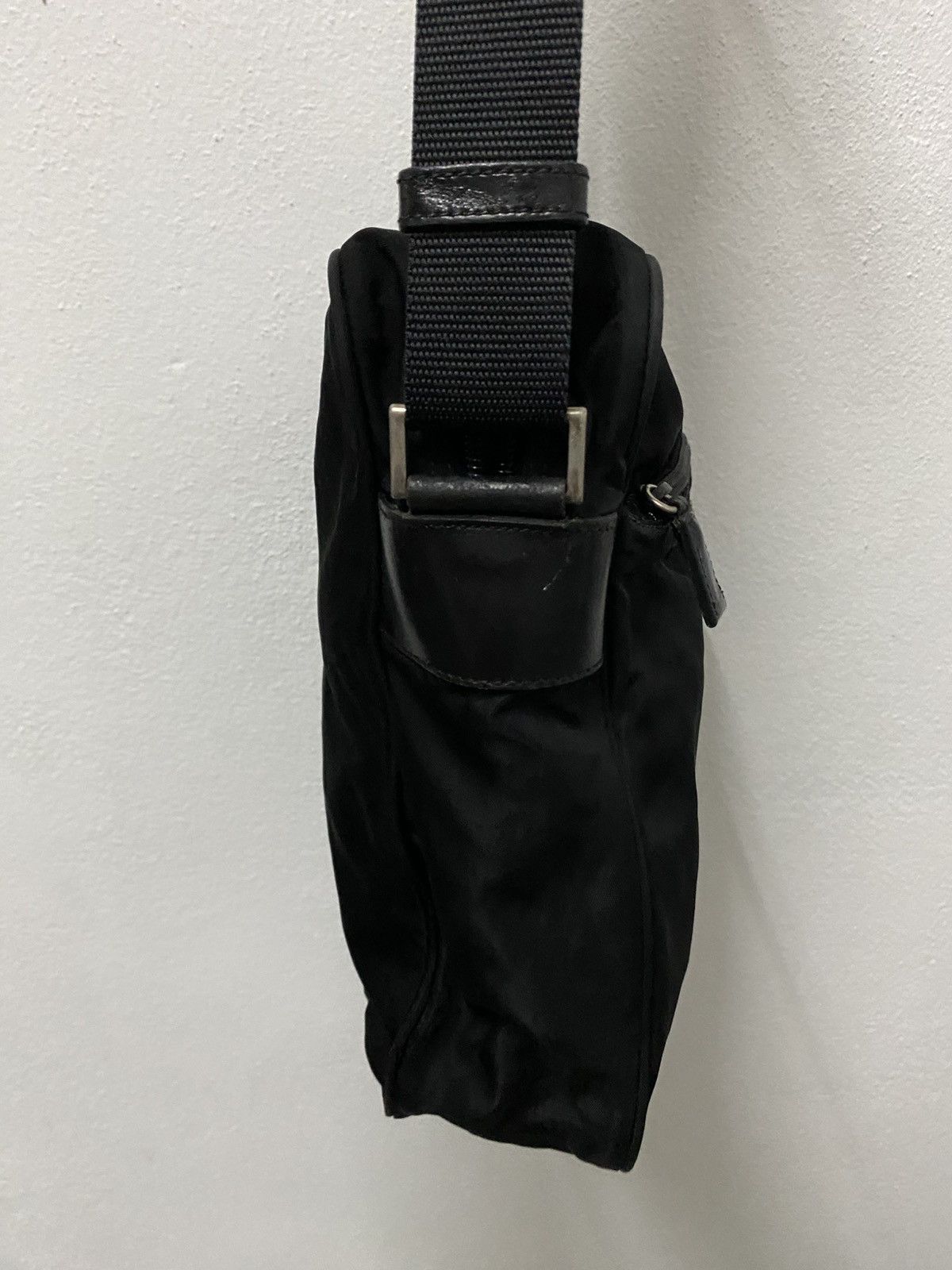 Prada Offer Prada tessuto Shoulder Bag Nylon Size ONE SIZE - 5 Thumbnail