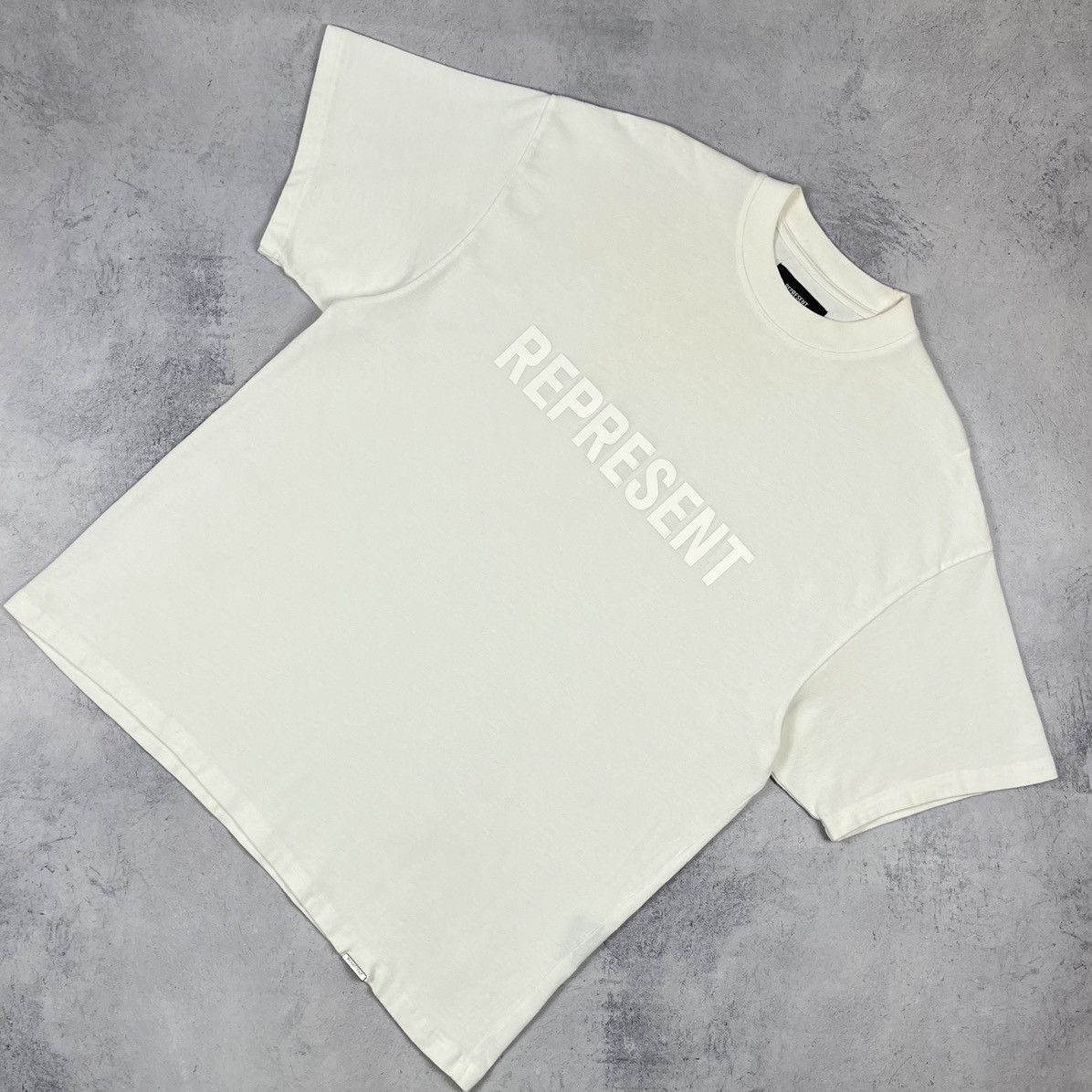 Represent Clo. Represent Clo. big logo oversize tee Size US L / EU 52-54 / 3 - 1 Thumbnail