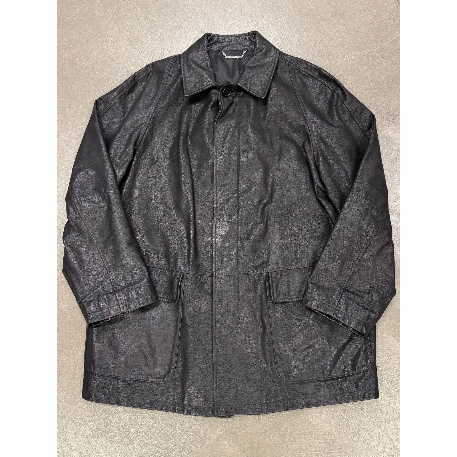 Gianfranco Ferre 1990s Gianfranco Ferré heavy leather coat Size US M / EU 48-50 / 2 - 1 Thumbnail