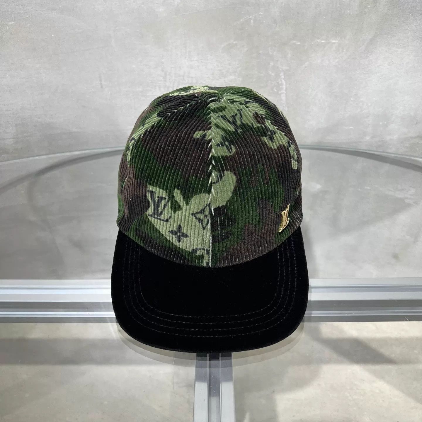 Louis Vuitton LOUIS VUITTON Camo Green Baseball Cap Size ONE SIZE - 1 Thumbnail