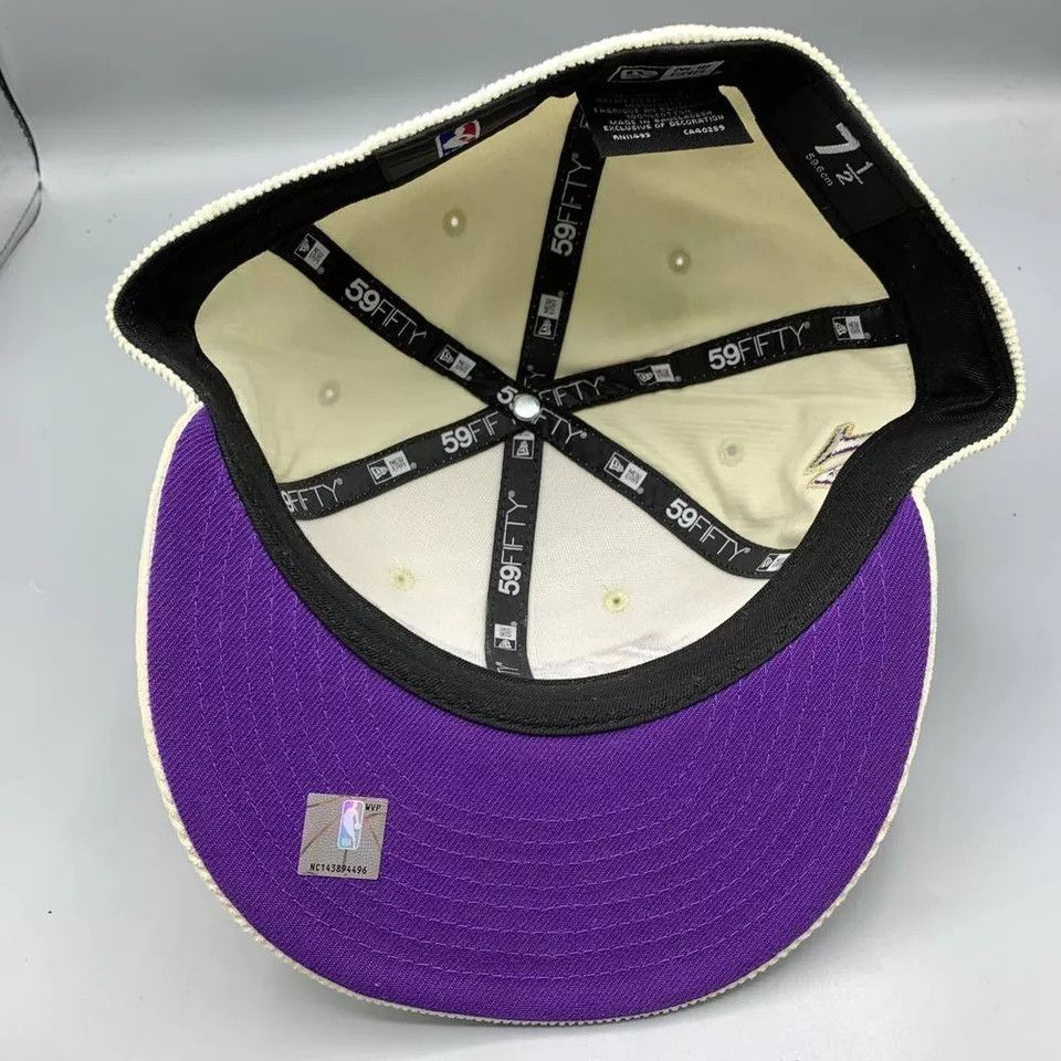 New Era Los Angeles LA Lakers Hat Men 7 1/2 Corduroy Fitted Cap Size ONE SIZE - 7 Thumbnail