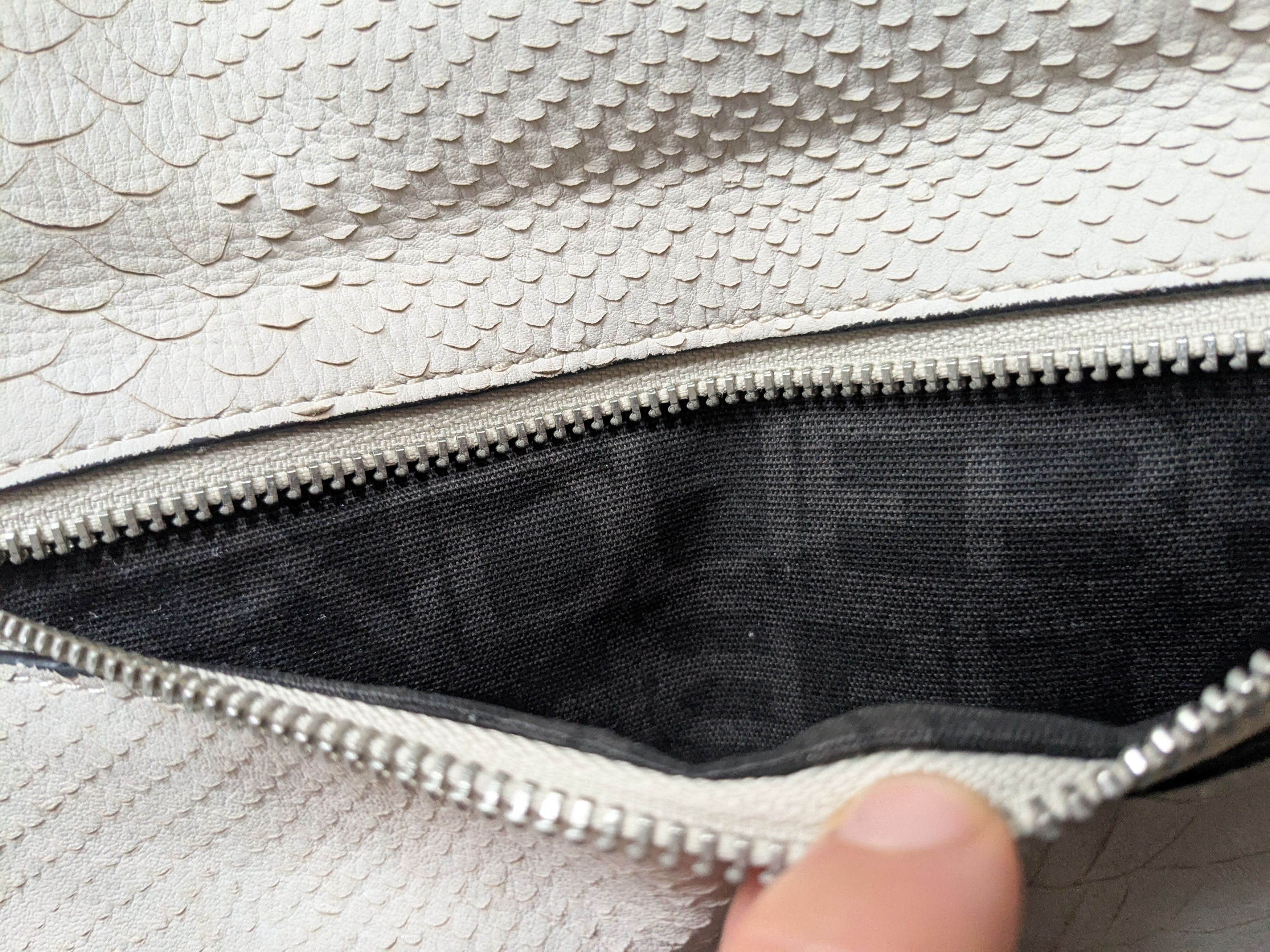 LIEBESKIND BERLIN Liebeskind Berlin Leather Crossbody Bag Aloe Cream / Beige Size ONE SIZE - 6 Thumbnail