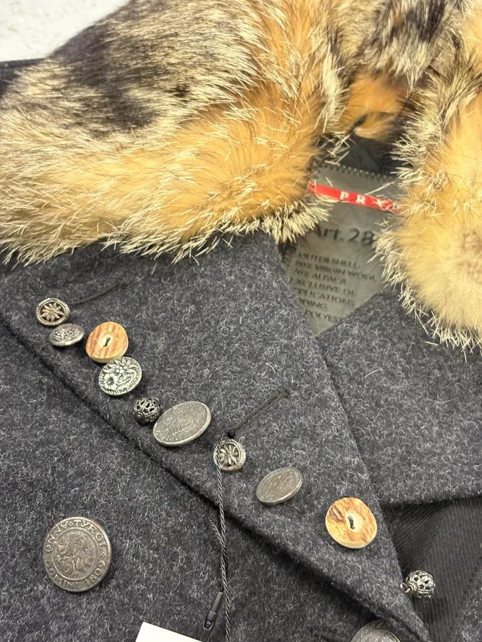 Prada AW2006 Prada Pins Fur Collar Black Wool Jacket Size S / US 4 / IT 40 - 9 Thumbnail