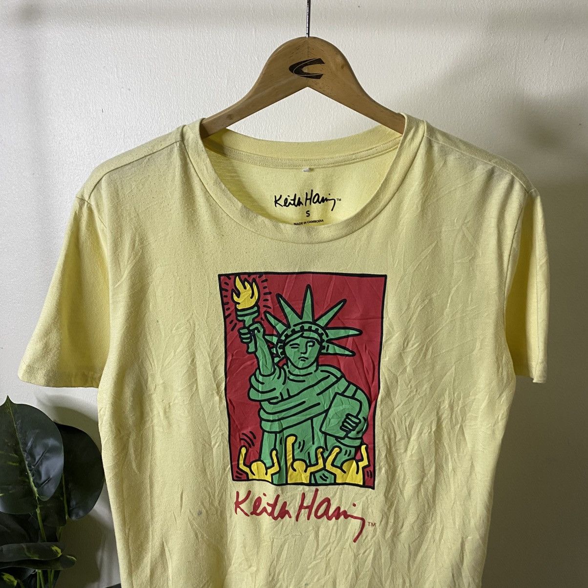 Keith Haring Keith Haring Artwork Official Reissue T Shirt Size US M / EU 48-50 / 2 - 2 Thumbnail