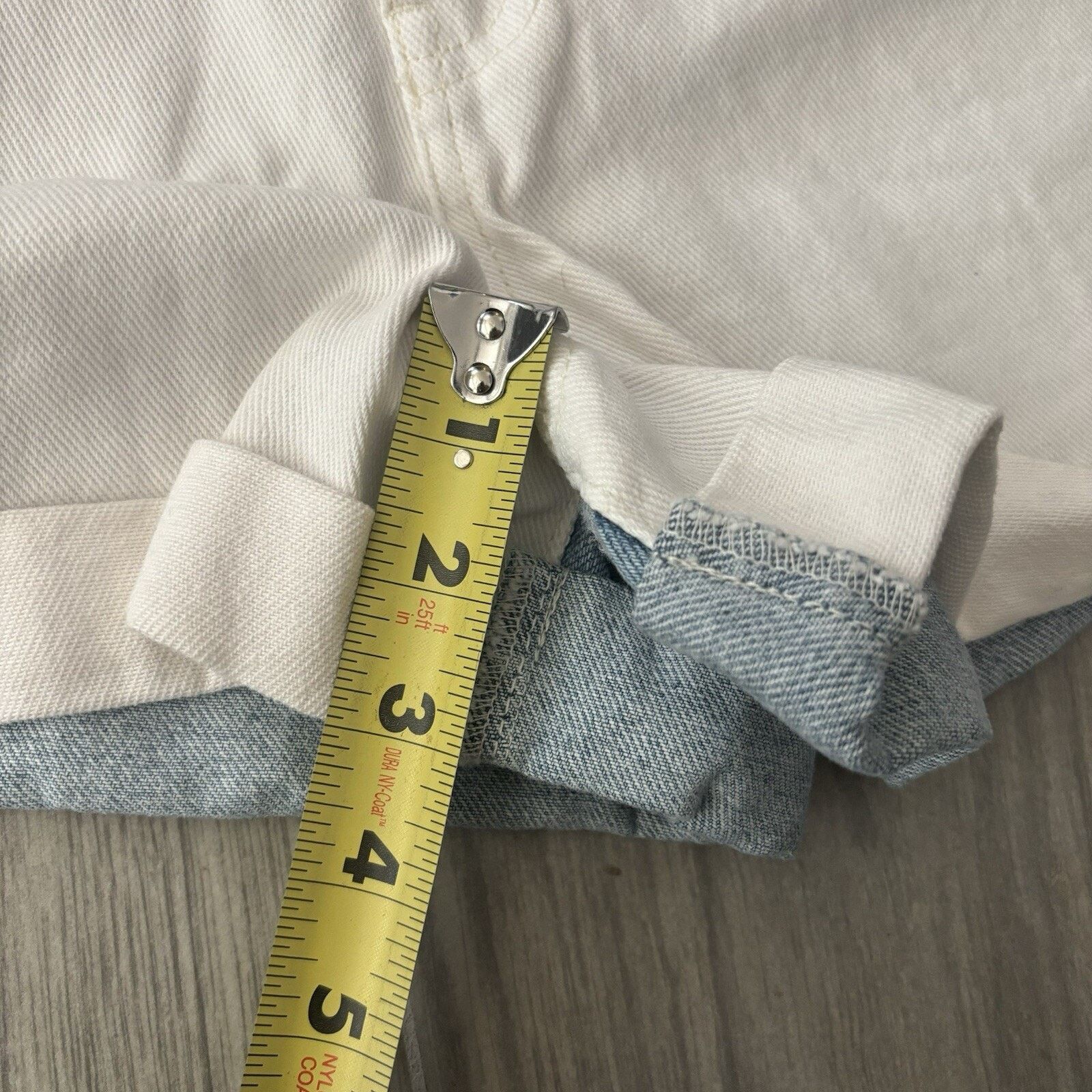 Forever 21 NWT Forever 21 Women’s Sz. 29 White Blue Denim Shorts Size 29" - 7 Thumbnail