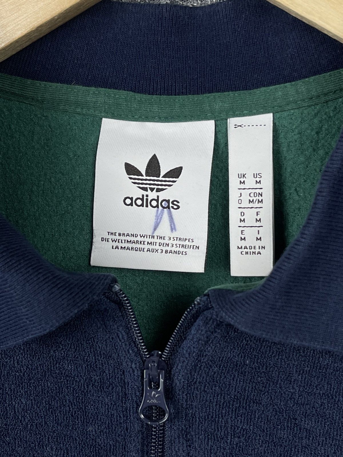 Adidas Adidas Originals Collegiate Crest Colour Long Sleeve Size M Size US M / EU 48-50 / 2 - 6 Thumbnail