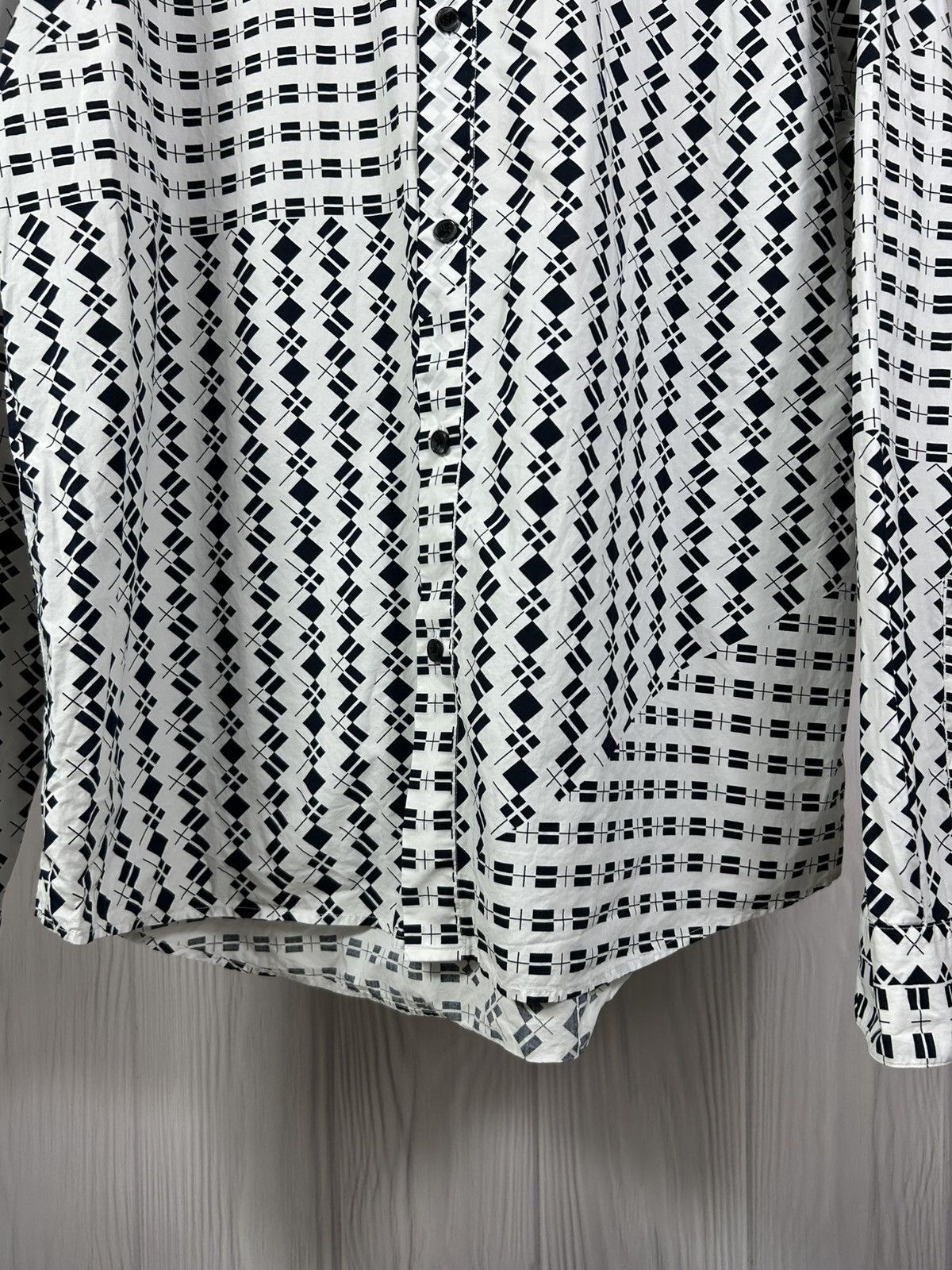 Marni MARNI H&M Art Geometric Designer Shirt Size XL Size US XL / EU 56 / 4 - 7 Thumbnail